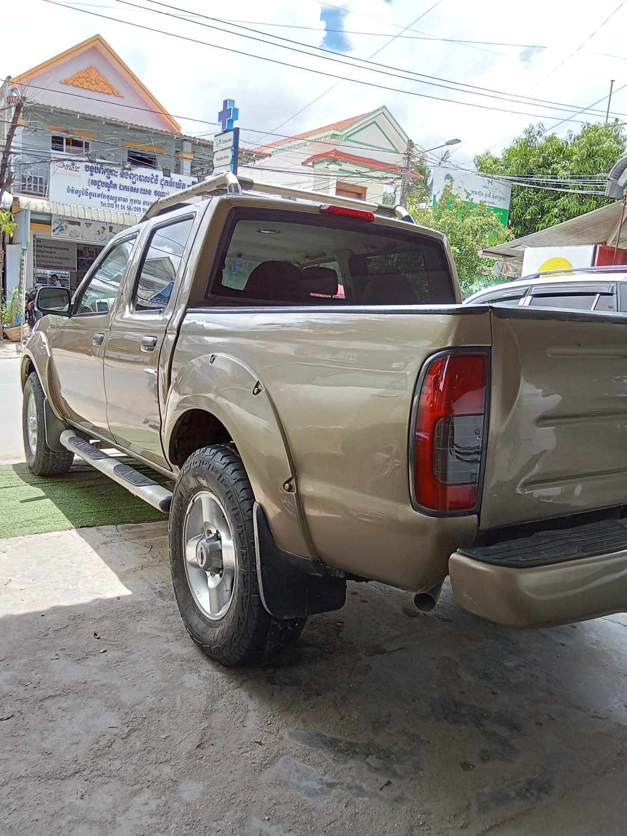 Nissan Frontier 2001