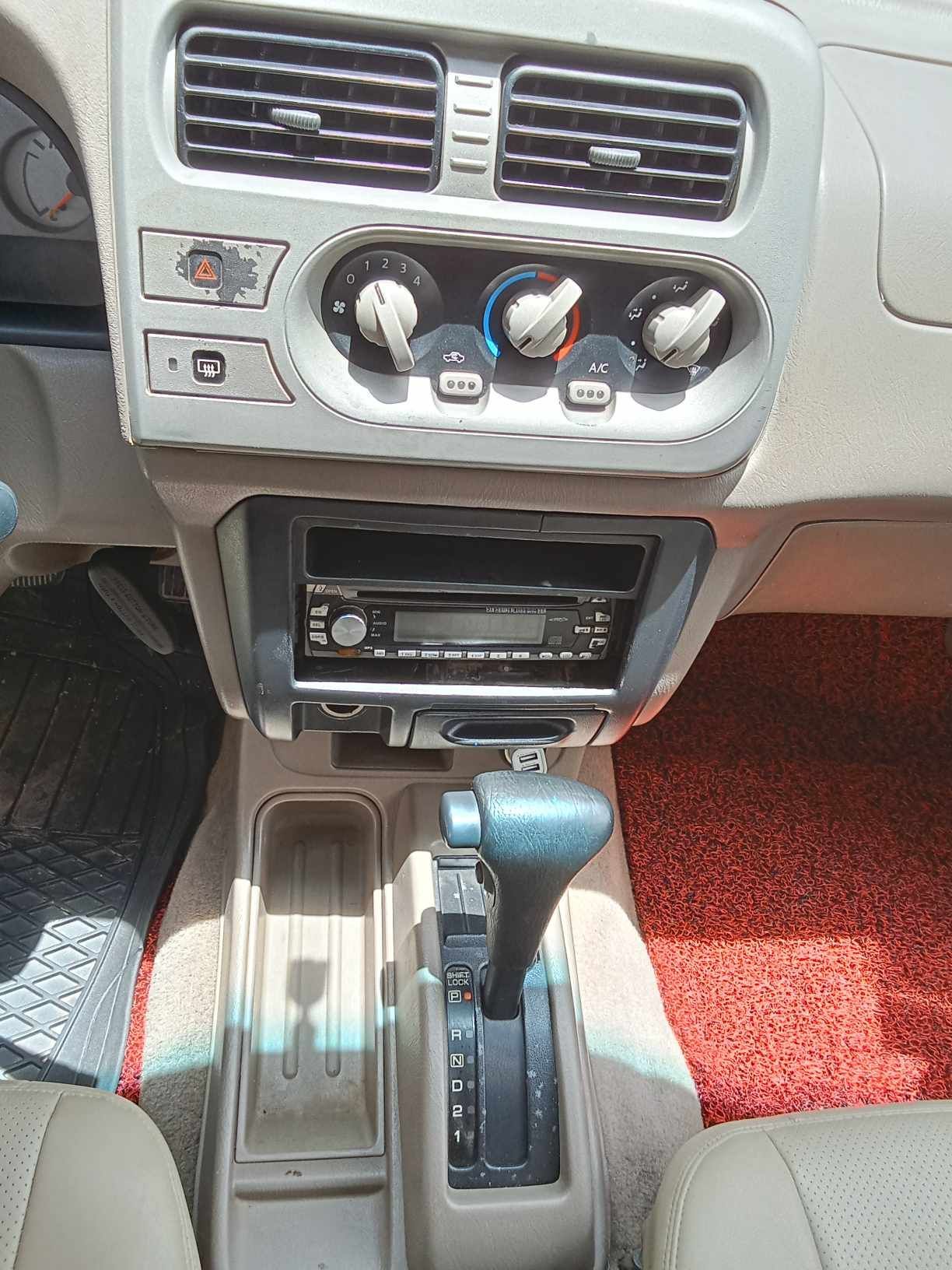 Nissan Frontier 2001