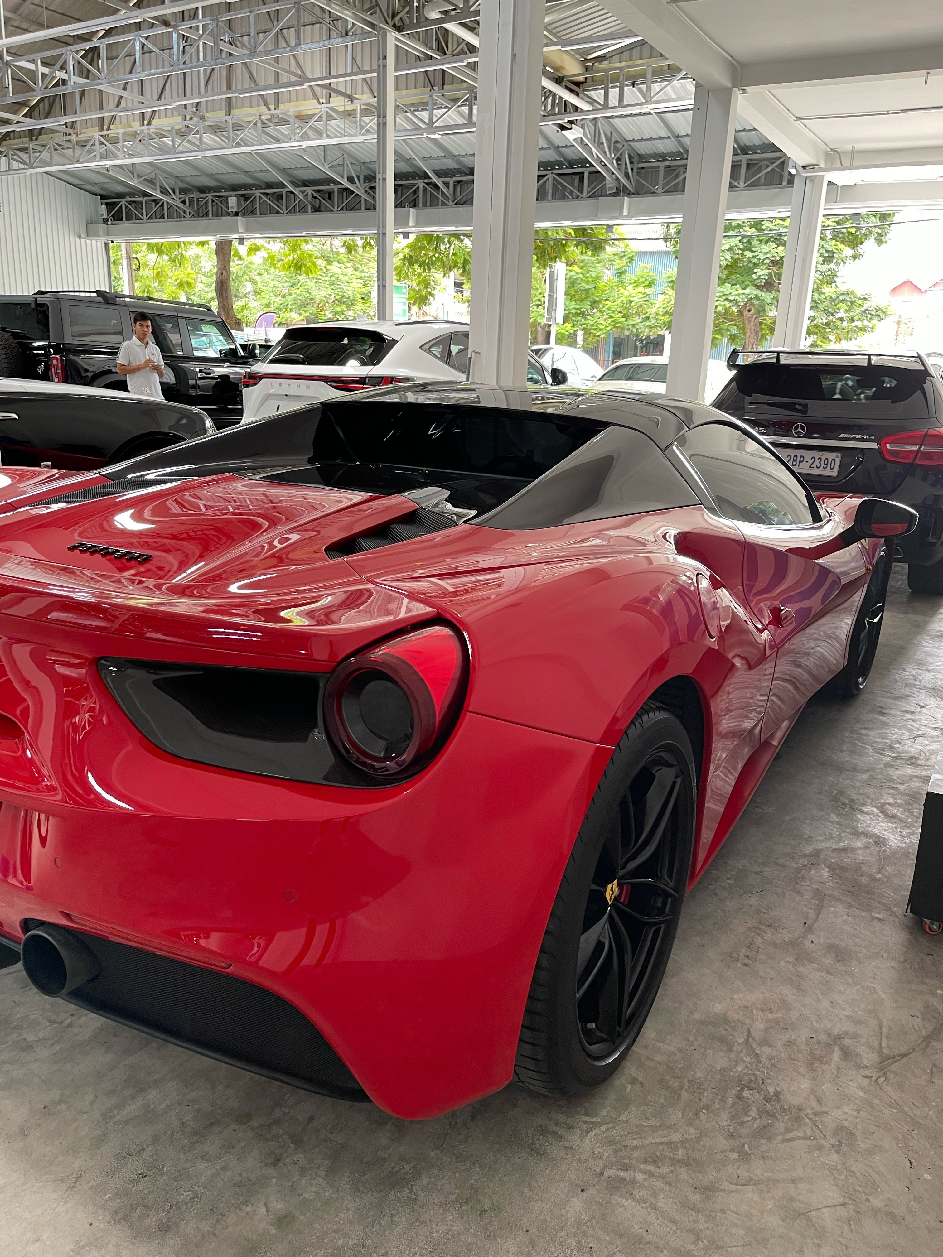 Ferrari 488 PISTA SPIDER 2017