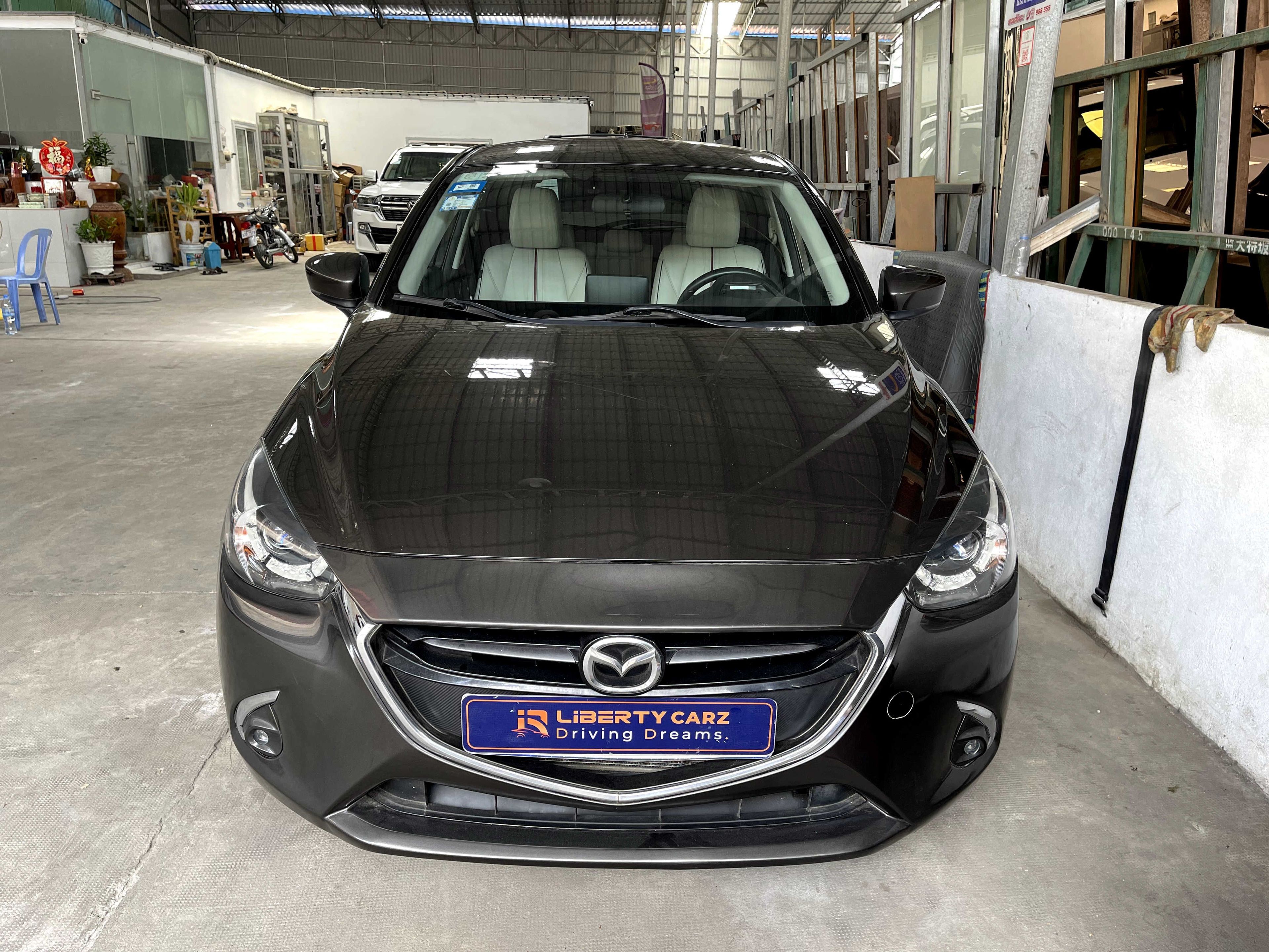 Mazda 2 2018