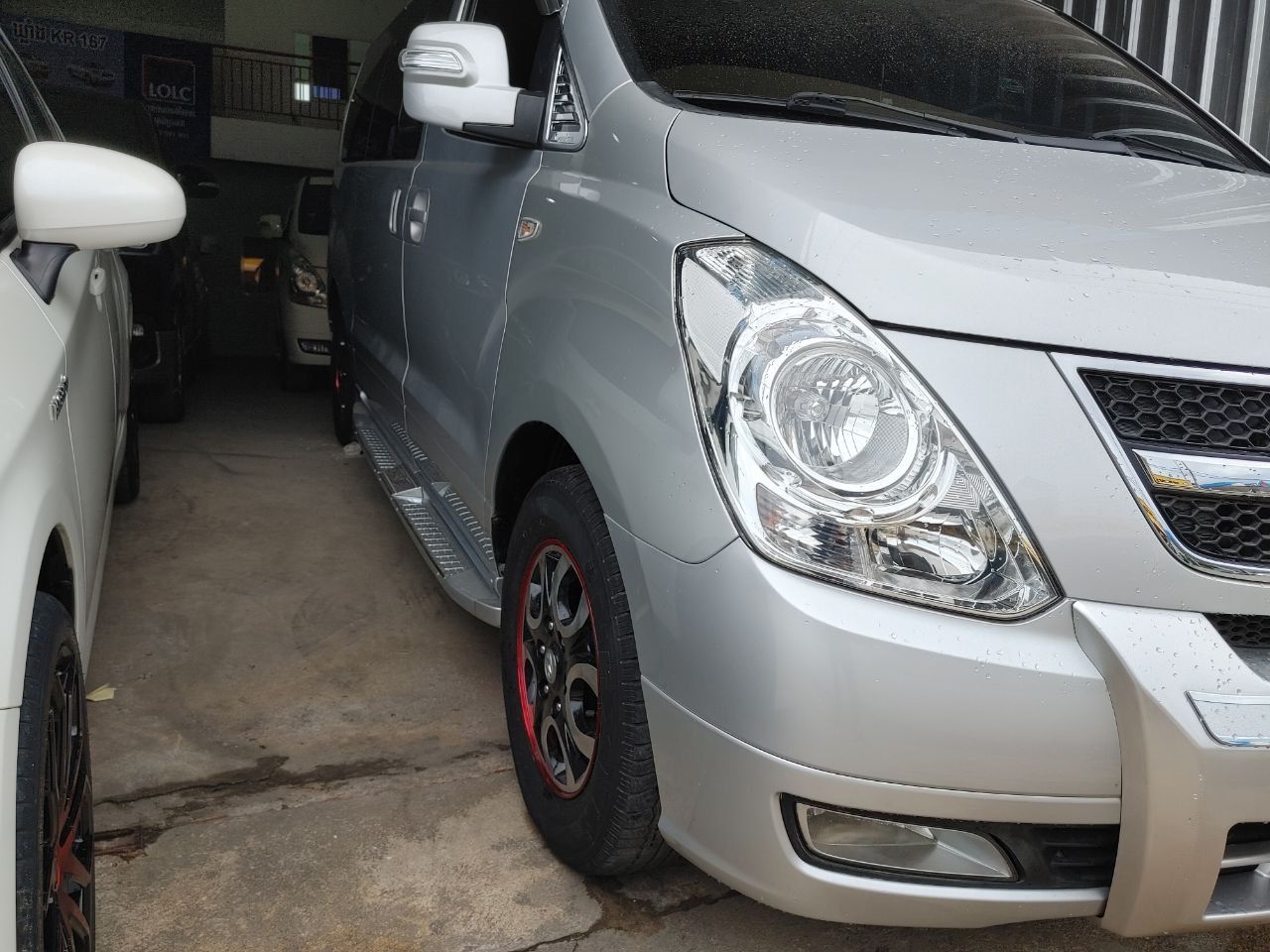 Hyundai Starex CVX 2010