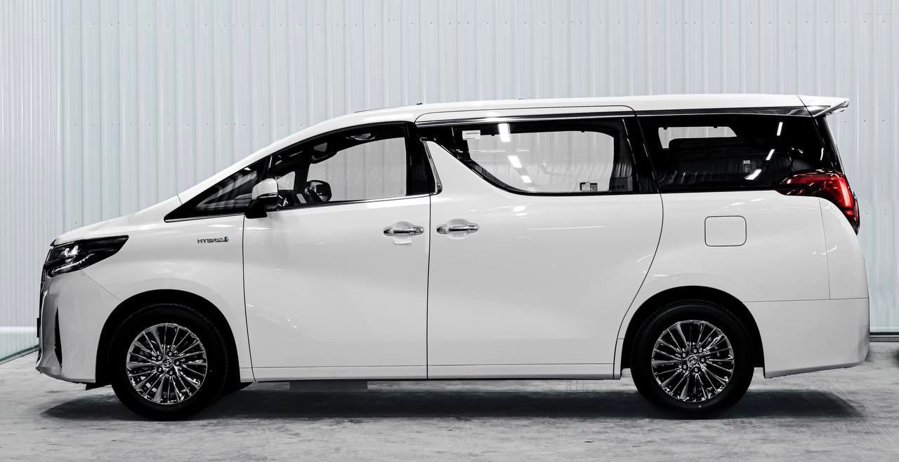 Toyota Alphard 2023