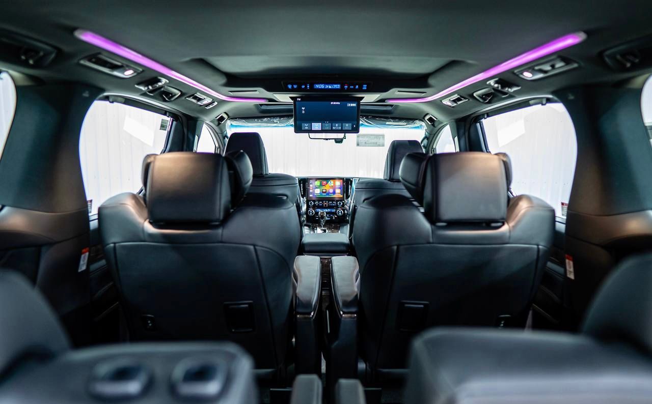 Toyota Alphard 2023