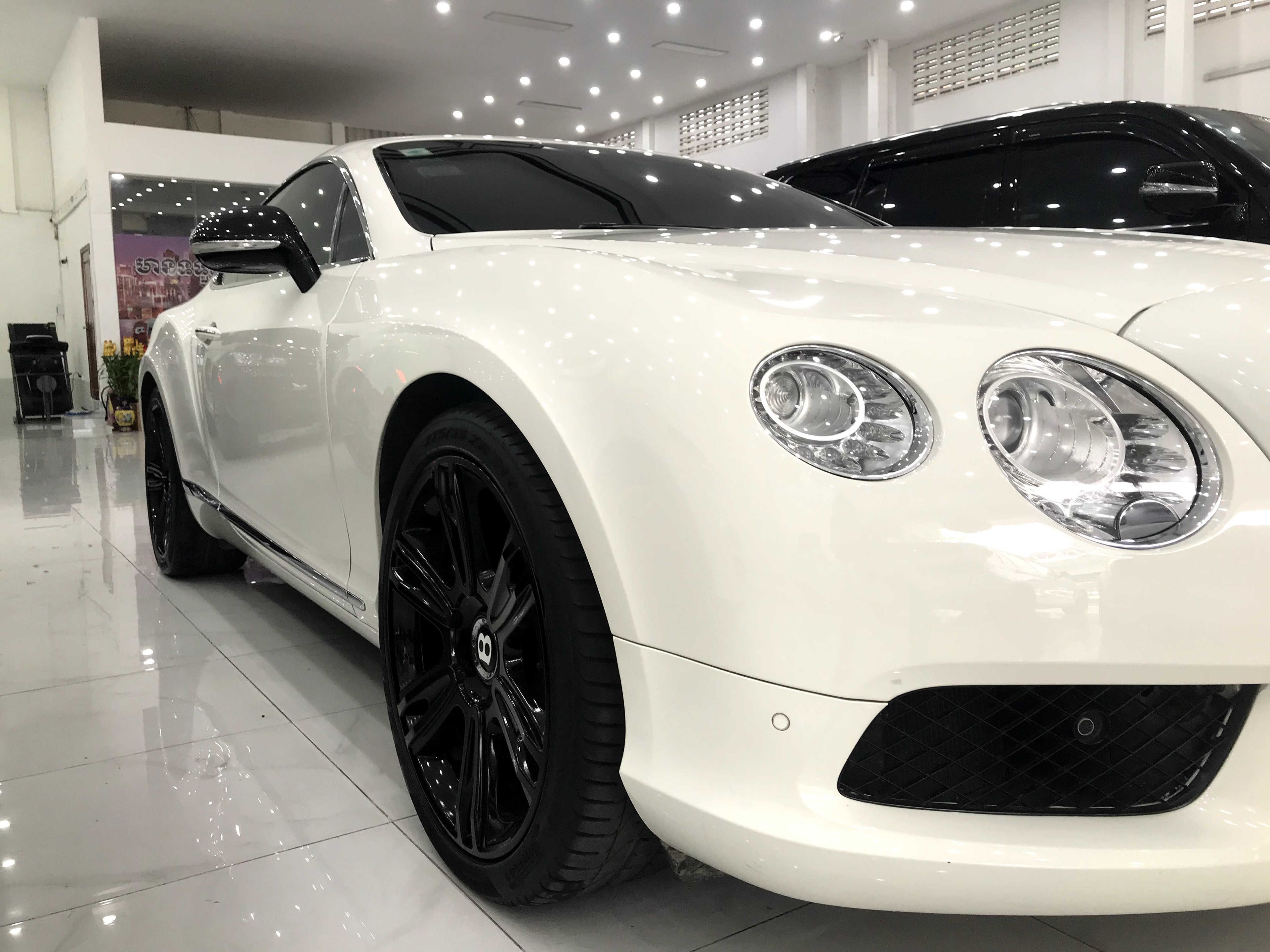 Bentley Continental 2014