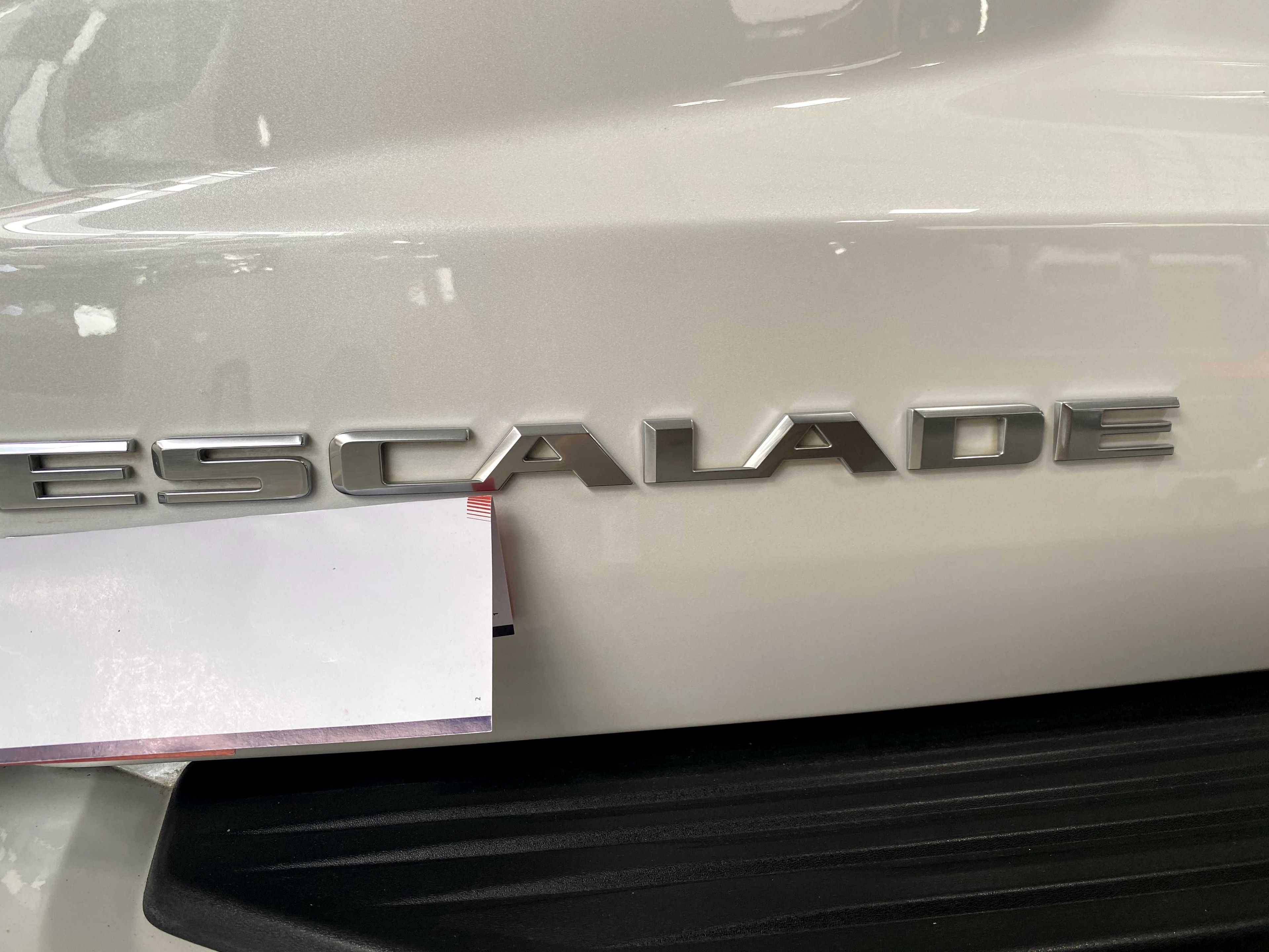 Cadillac ESCALADE 2021