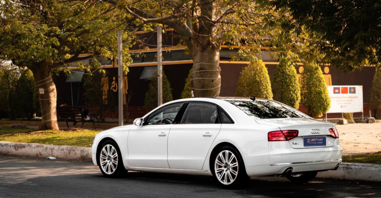 Audi A8L 2013