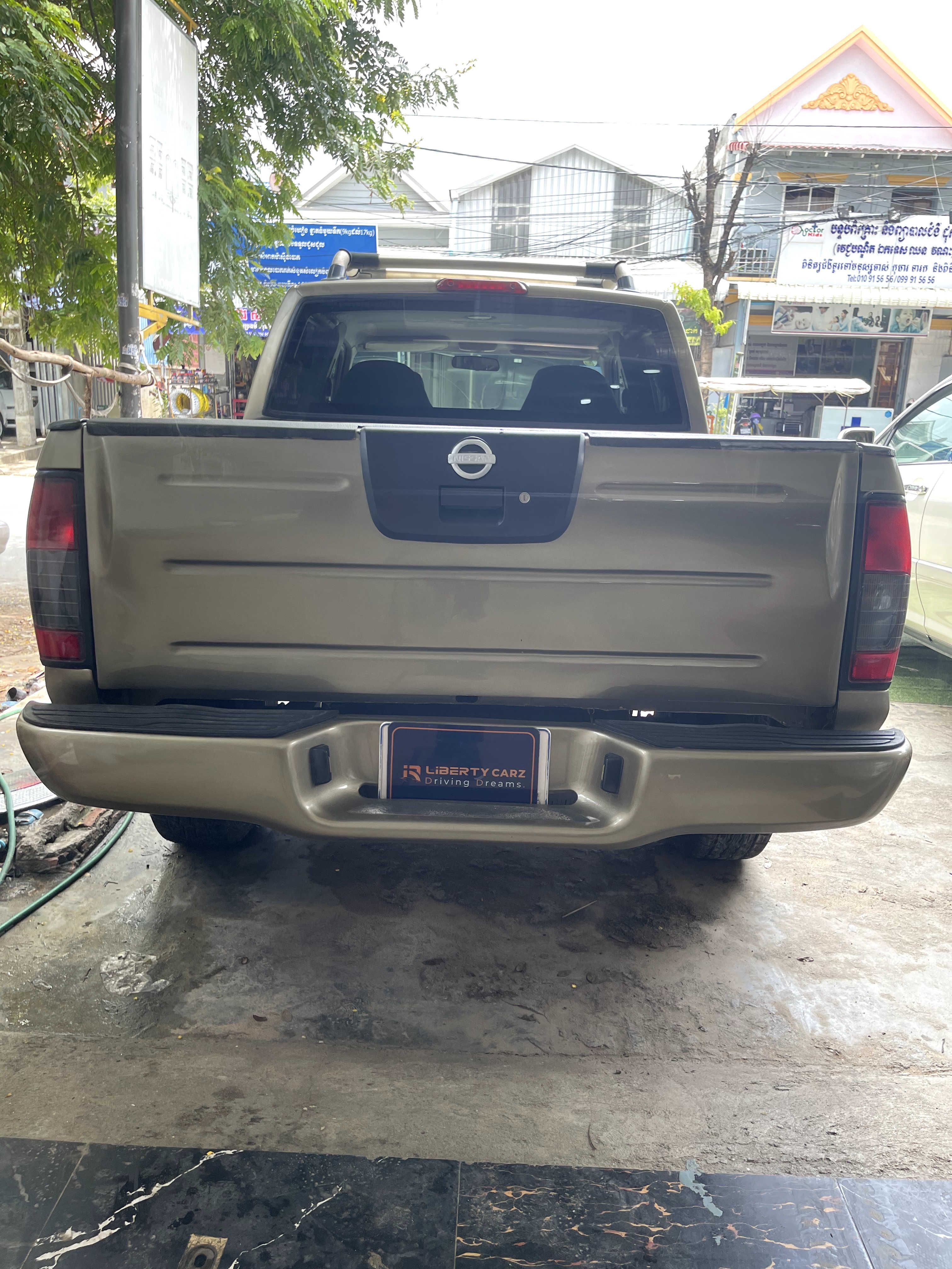 Nissan Frontier 2001