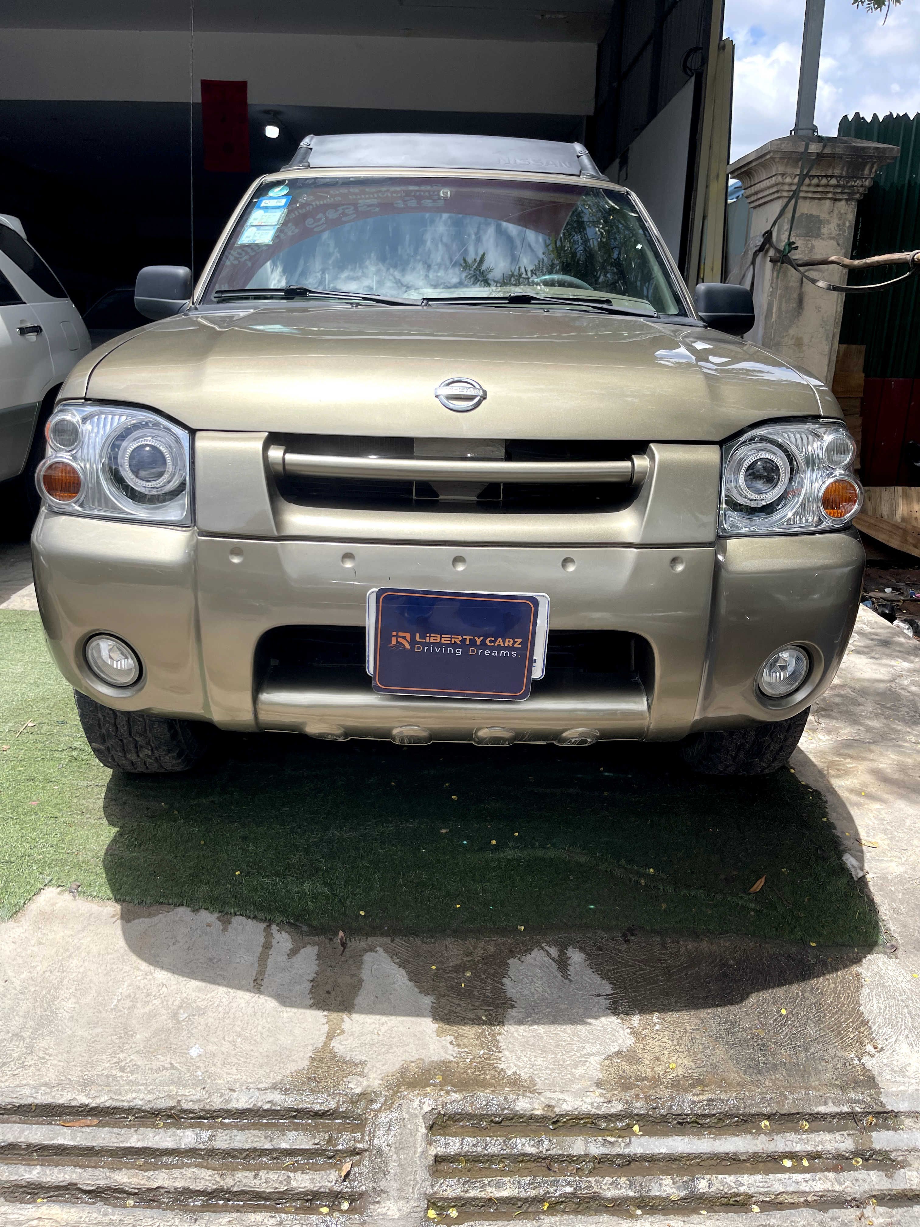 Nissan Frontier 2001