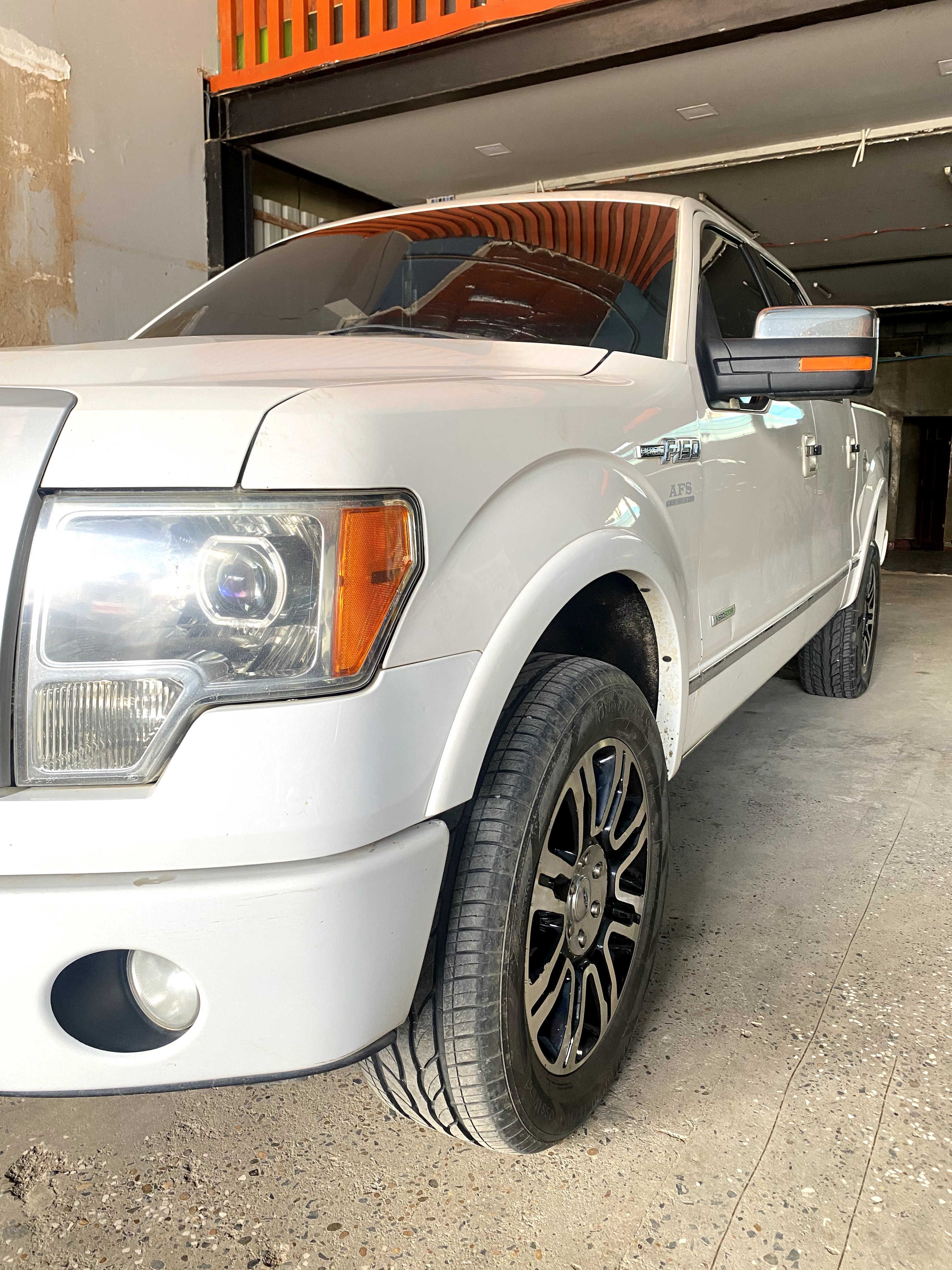 福特 F-150 探险者 2011