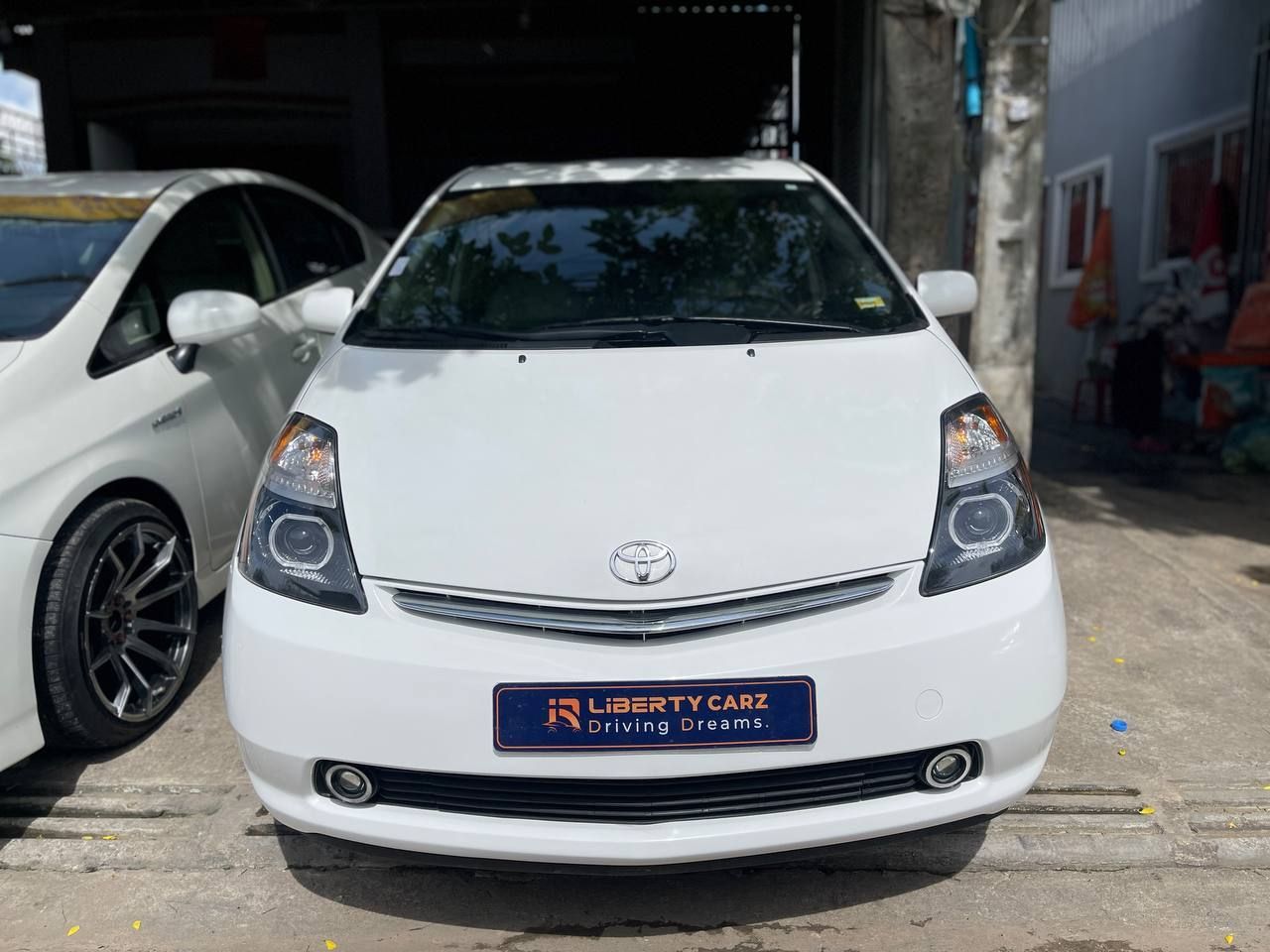 តូយ៉ូតា Prius 2008