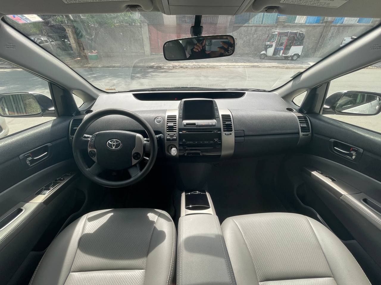 តូយ៉ូតា Prius 2008