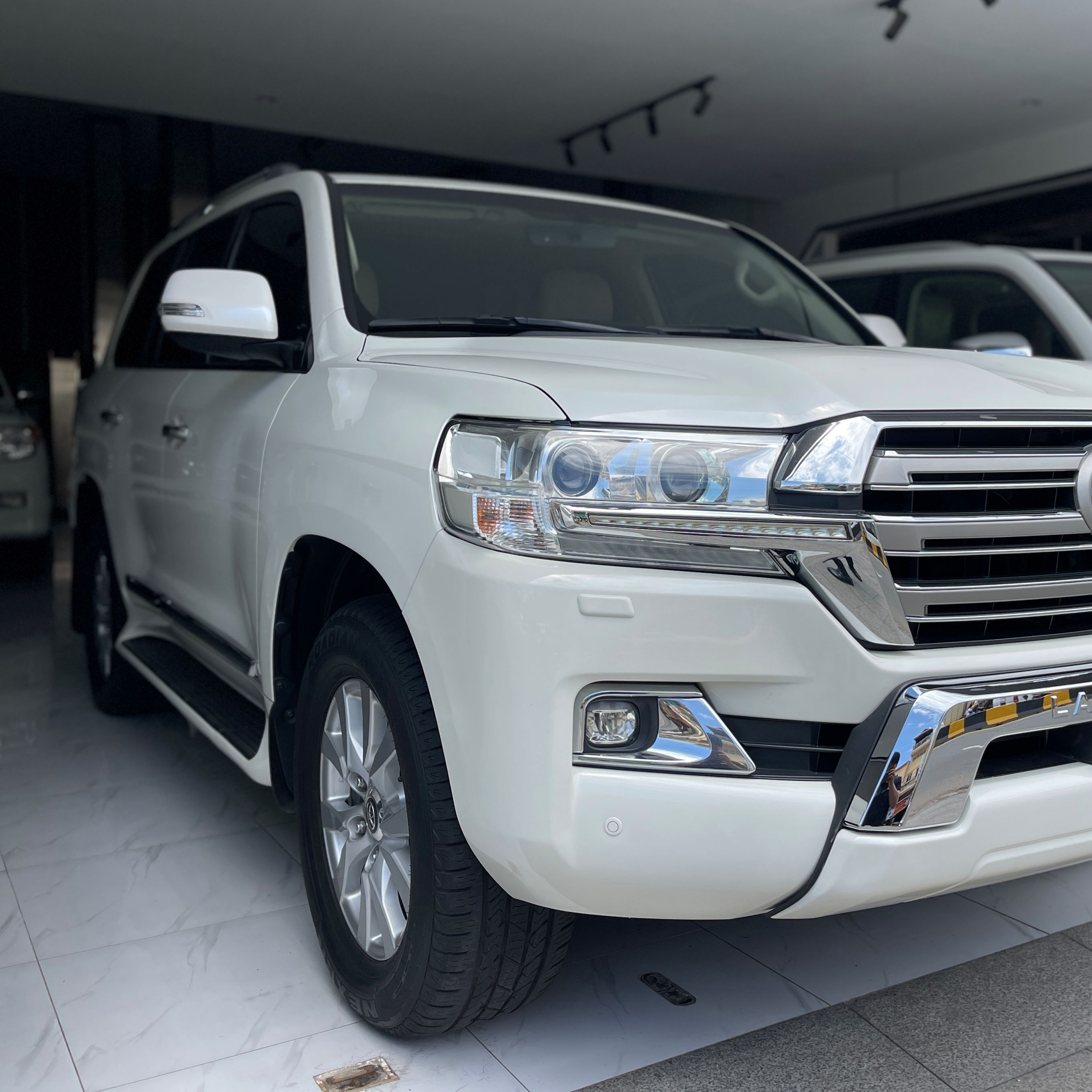 Toyota Land Cruiser GXR 2016