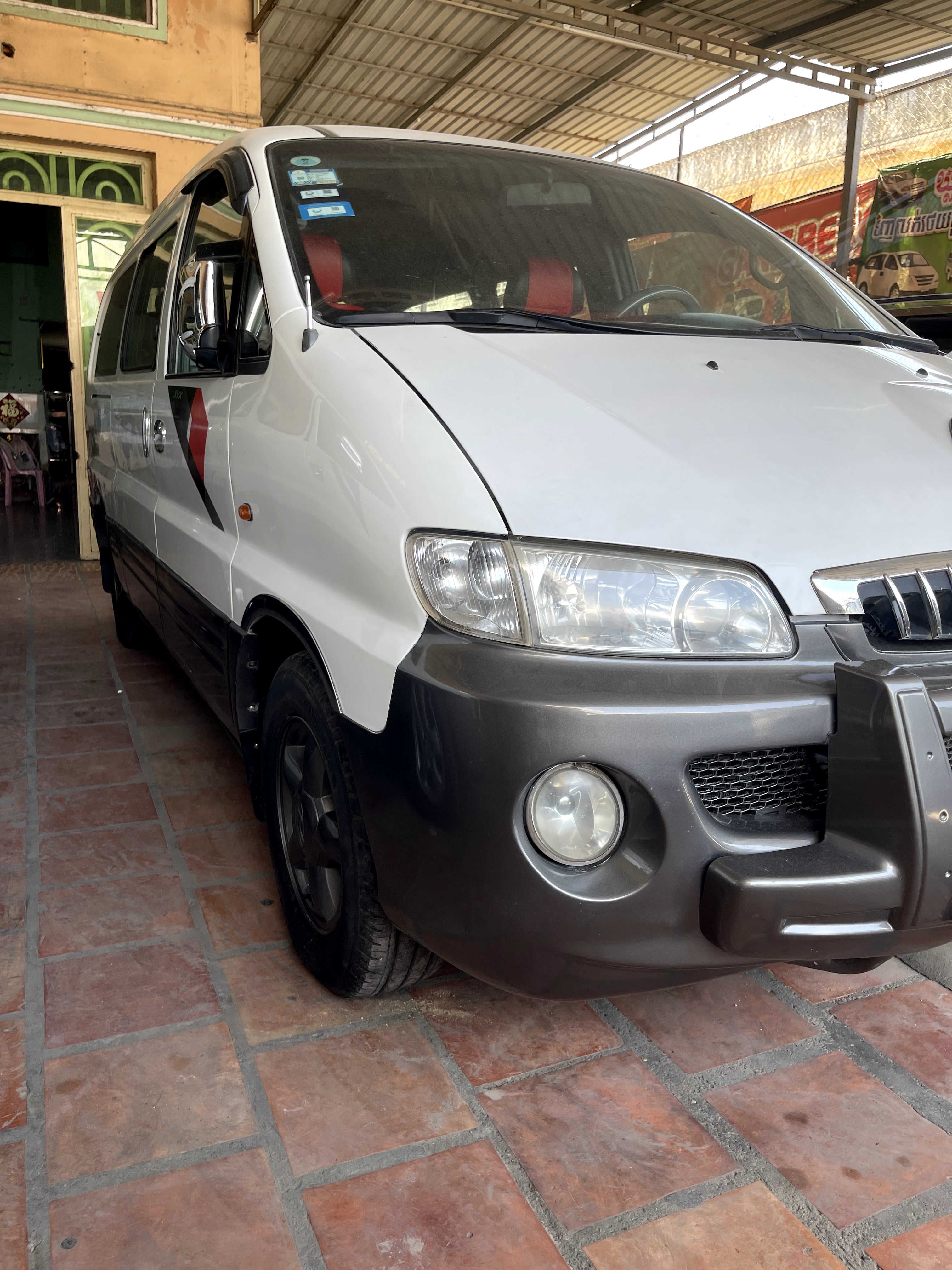 Hyundai Starex 2003