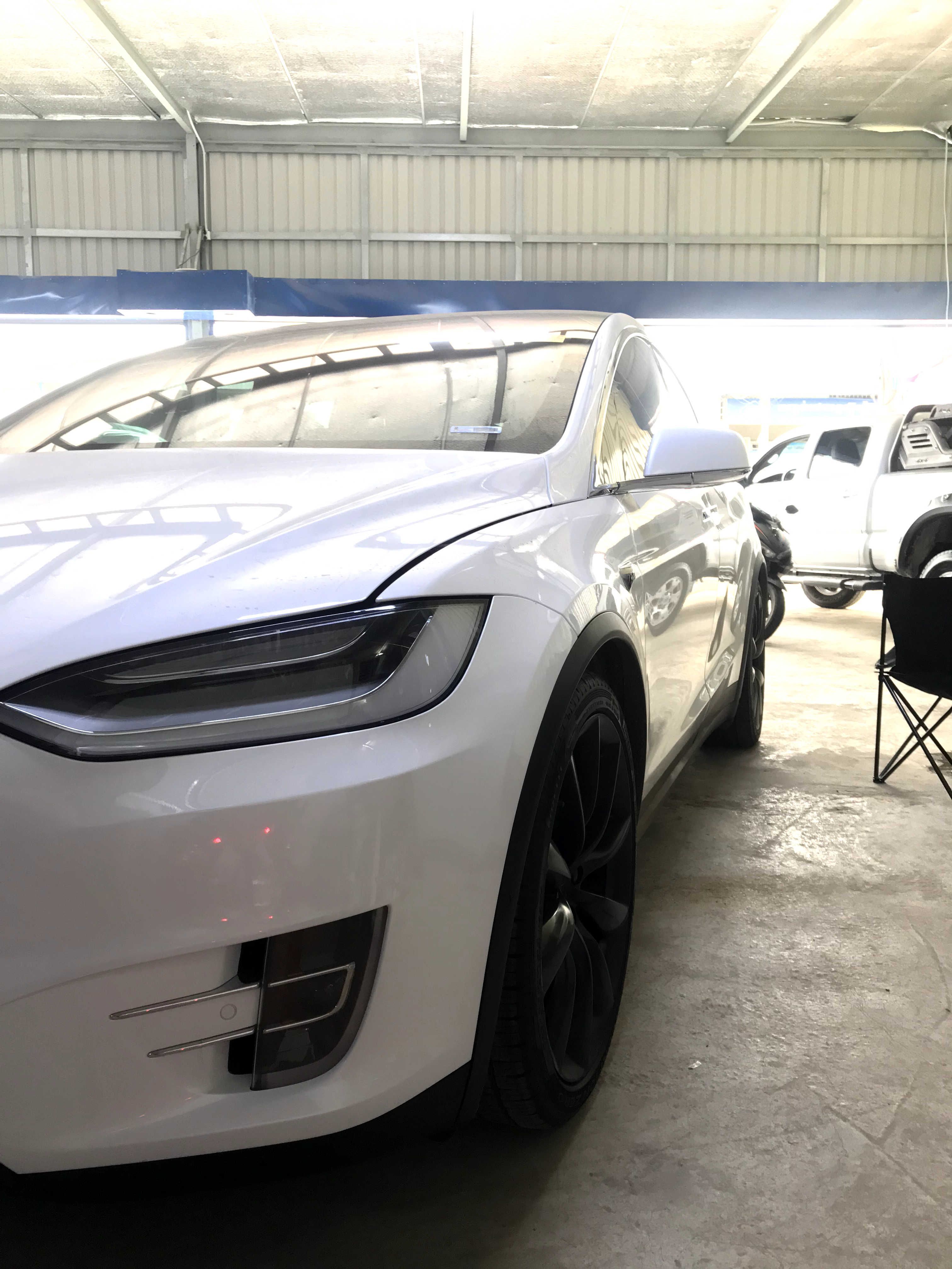 Tesla Model X 2016