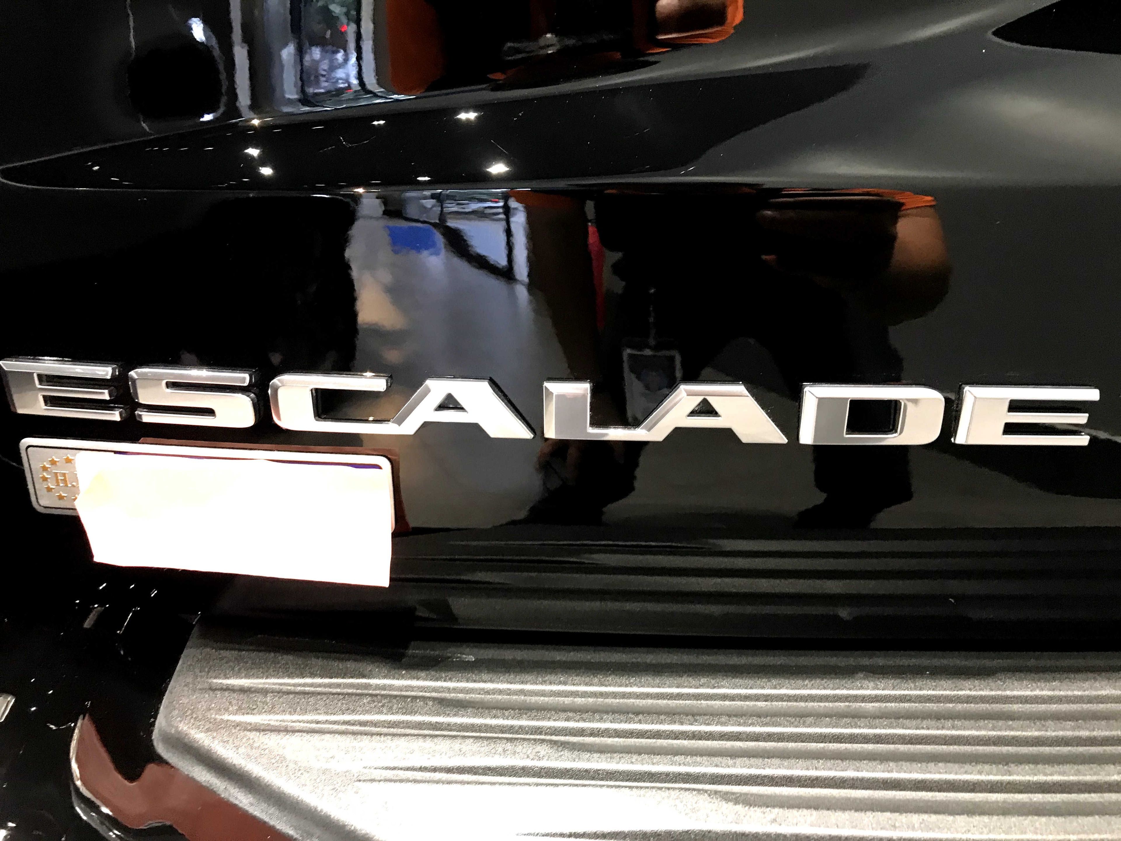 Cadillac ESCALADE 2023