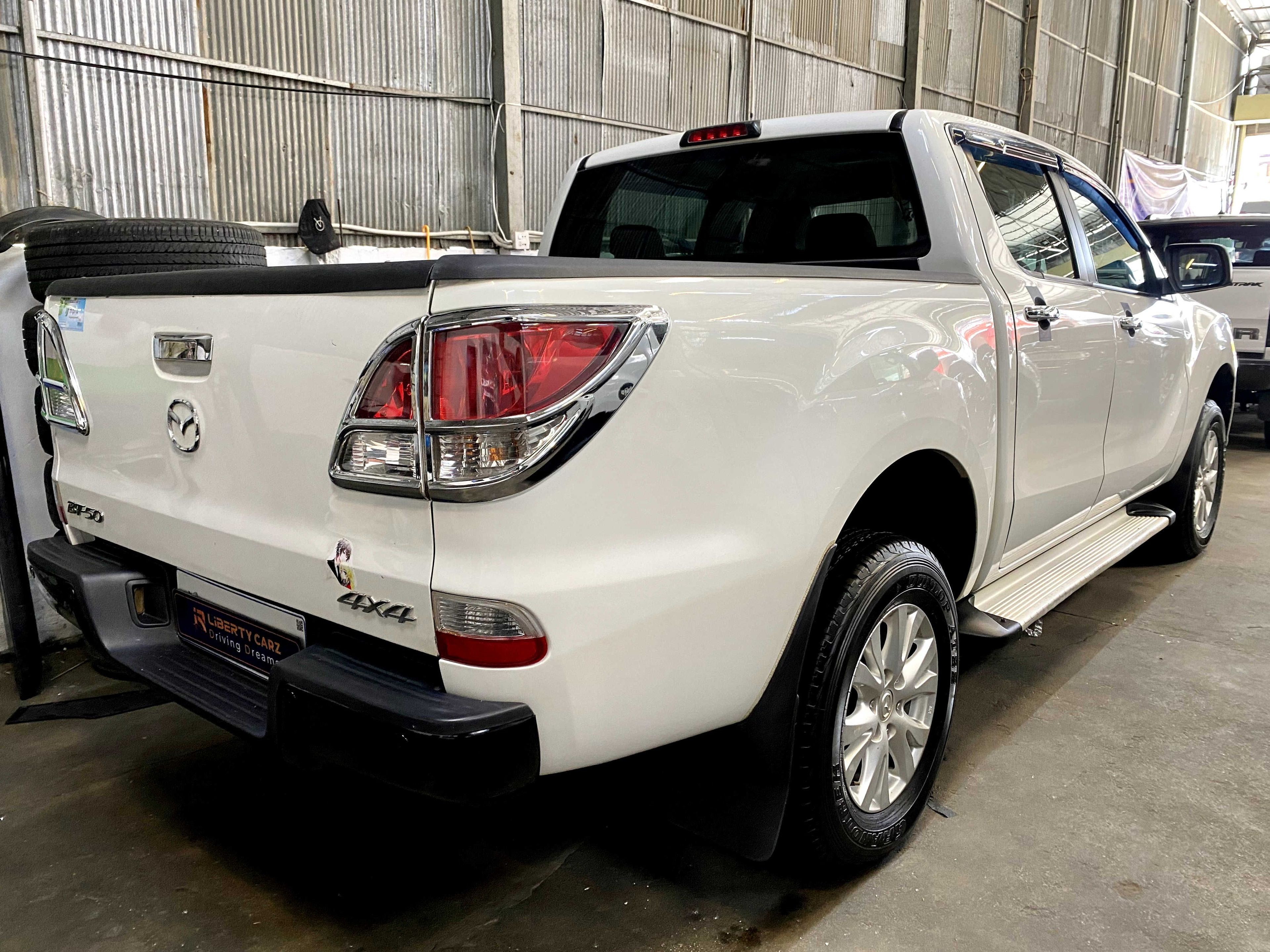 Mazda BT-50 2015