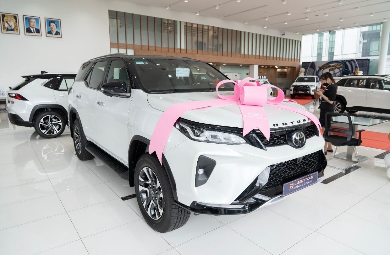 Toyota Fortuner Legender 2023