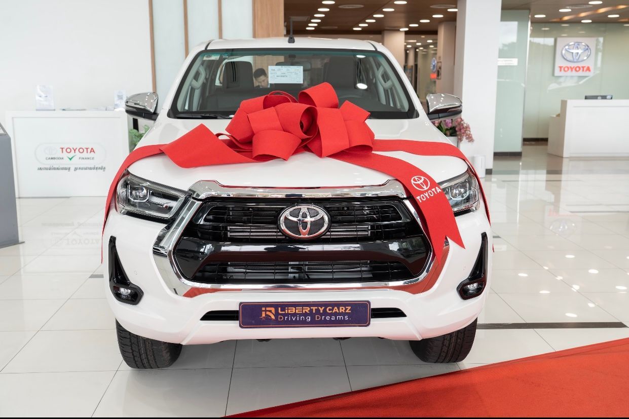 Toyota Hilux Revo 2023