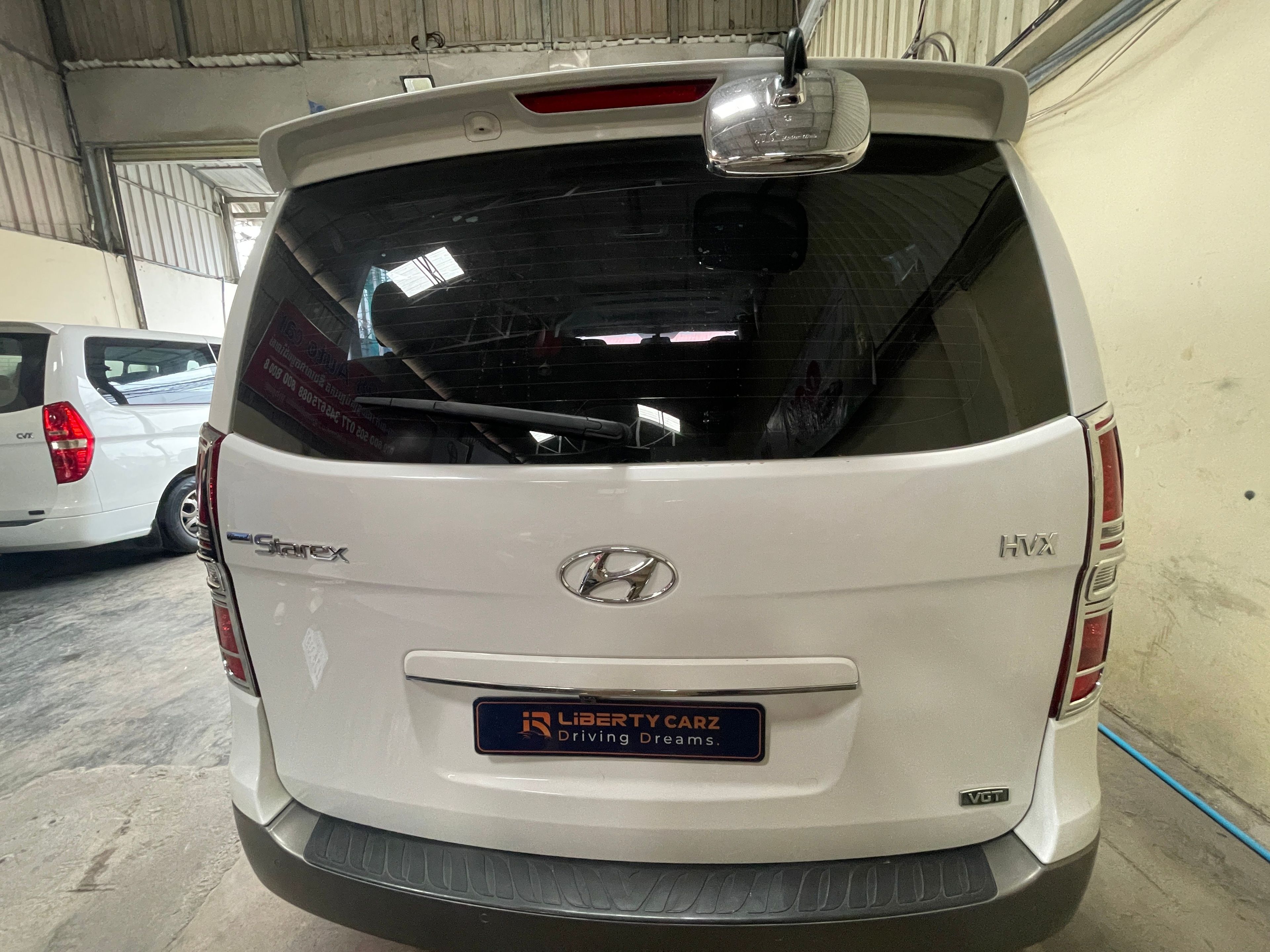 Hyundai Starex HVX 2013