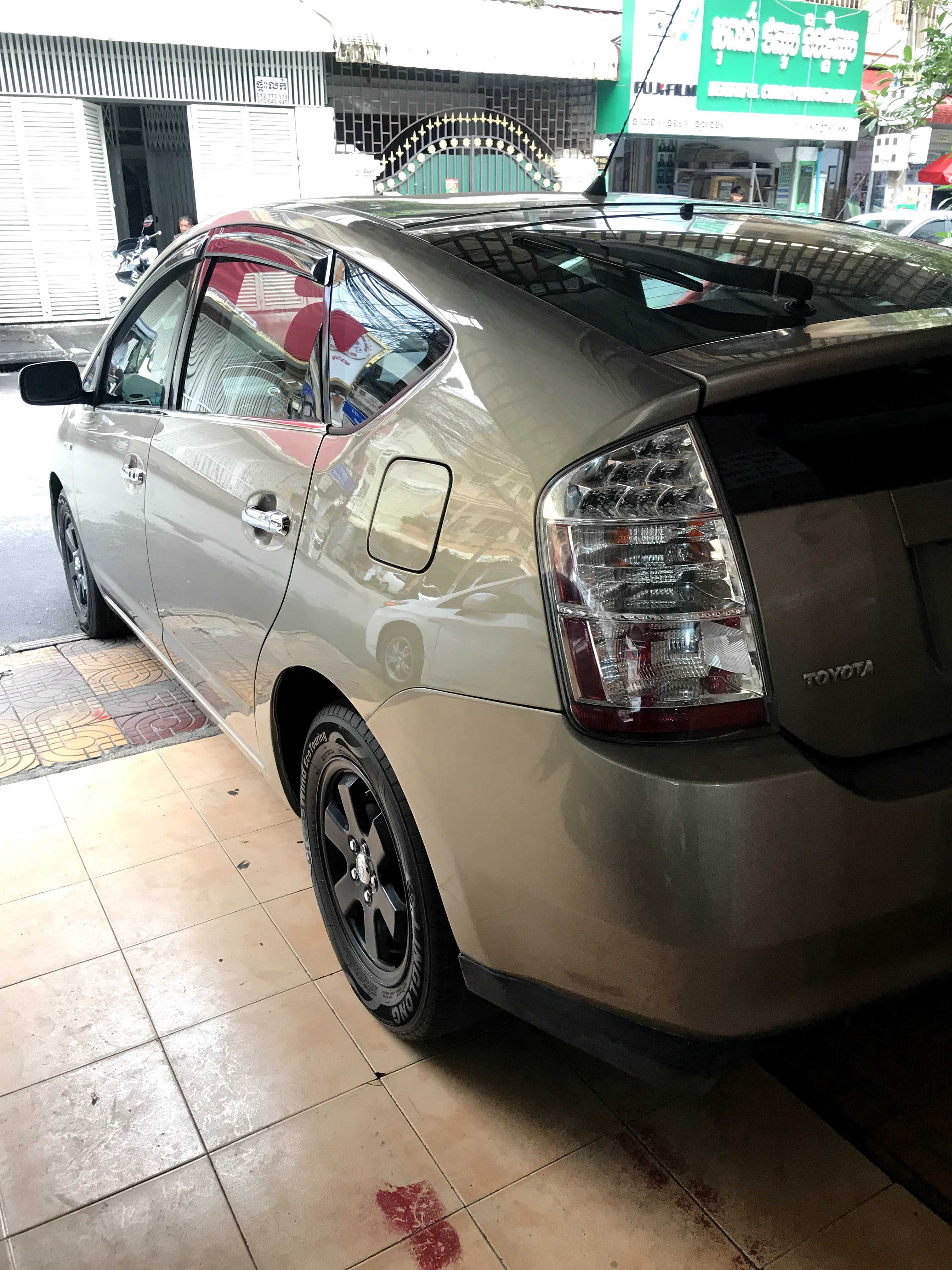 តូយ៉ូតា Prius 2007