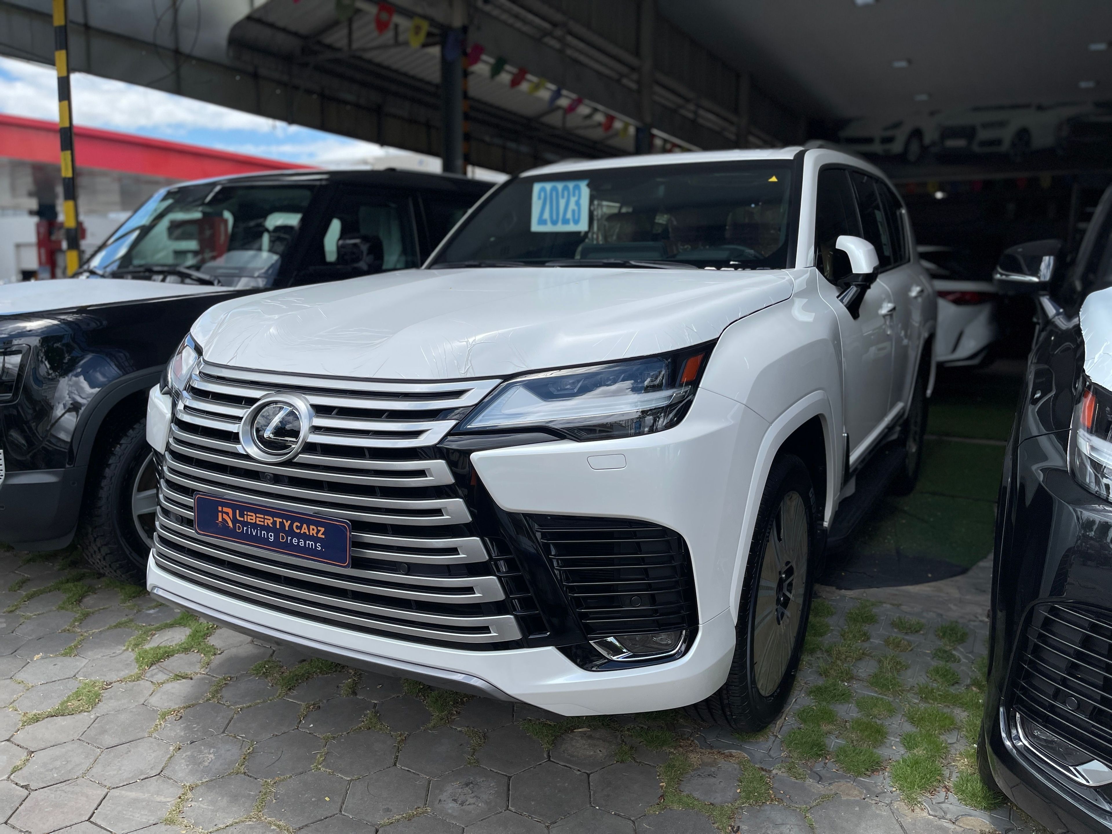 Lexus LX 600 2023