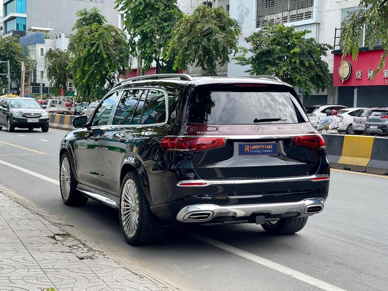 Mercedes-Benz GLS 600 2021