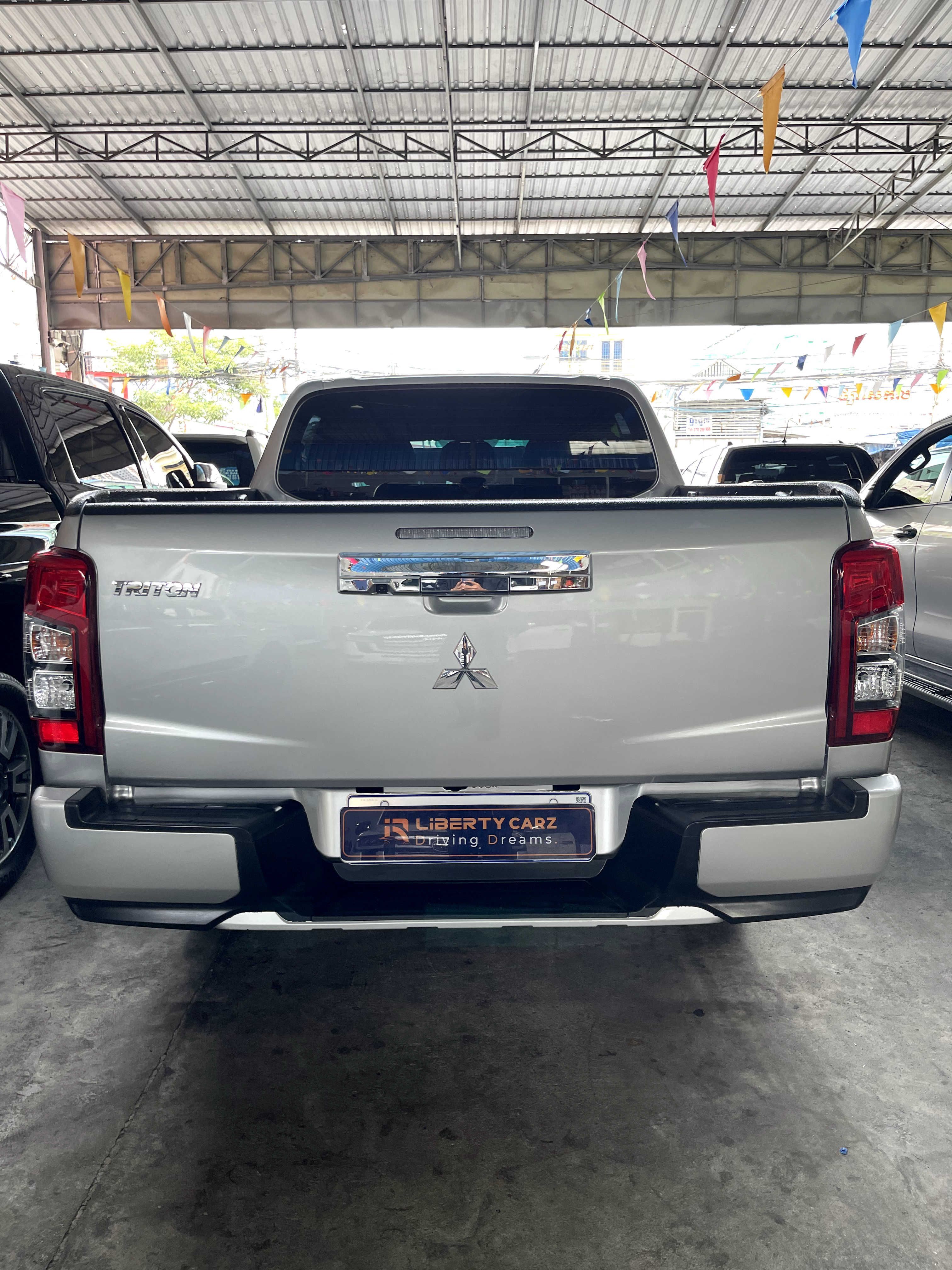 Mitsubishi Triton 2022