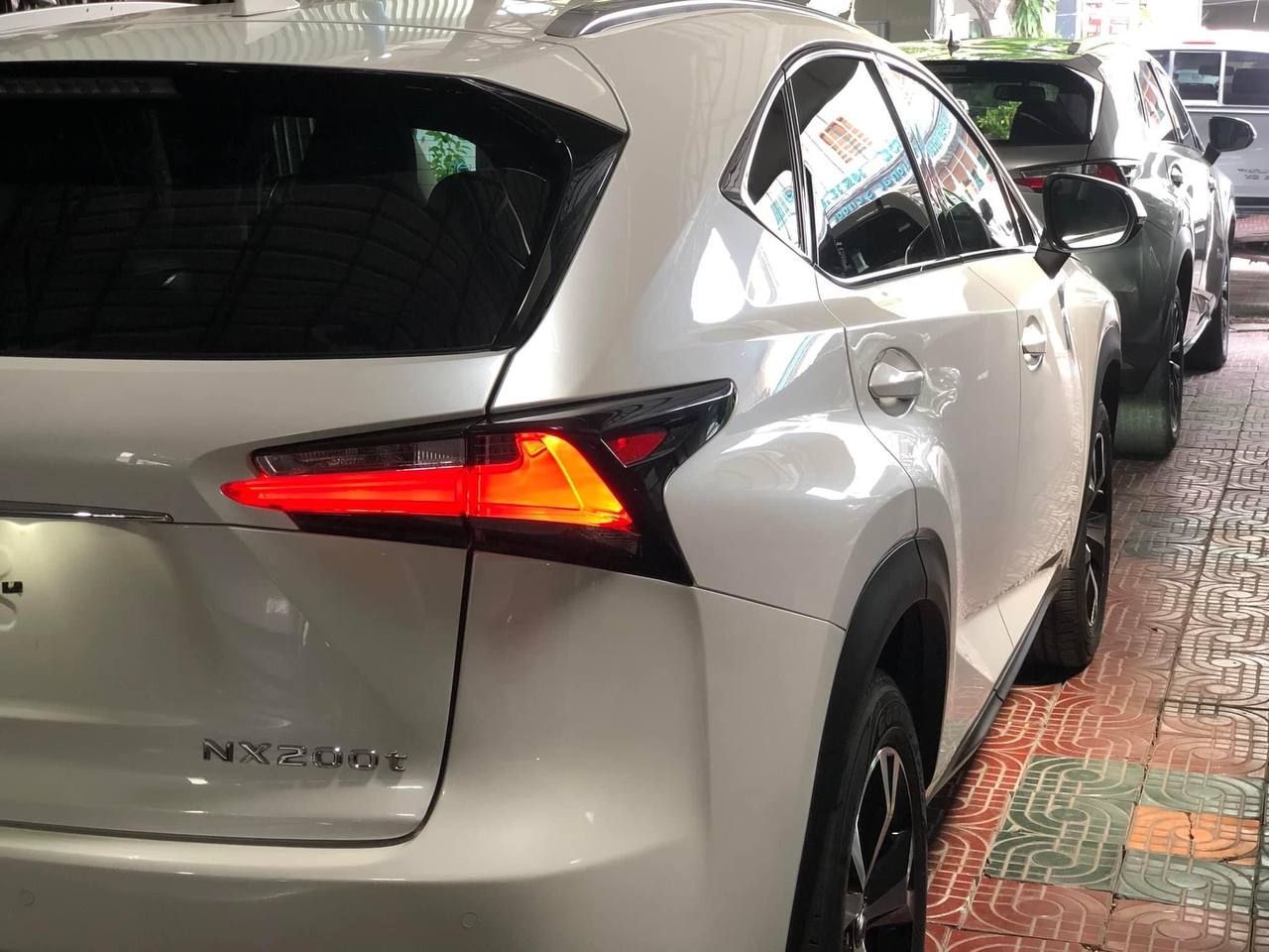 Lexus NX200t 2015