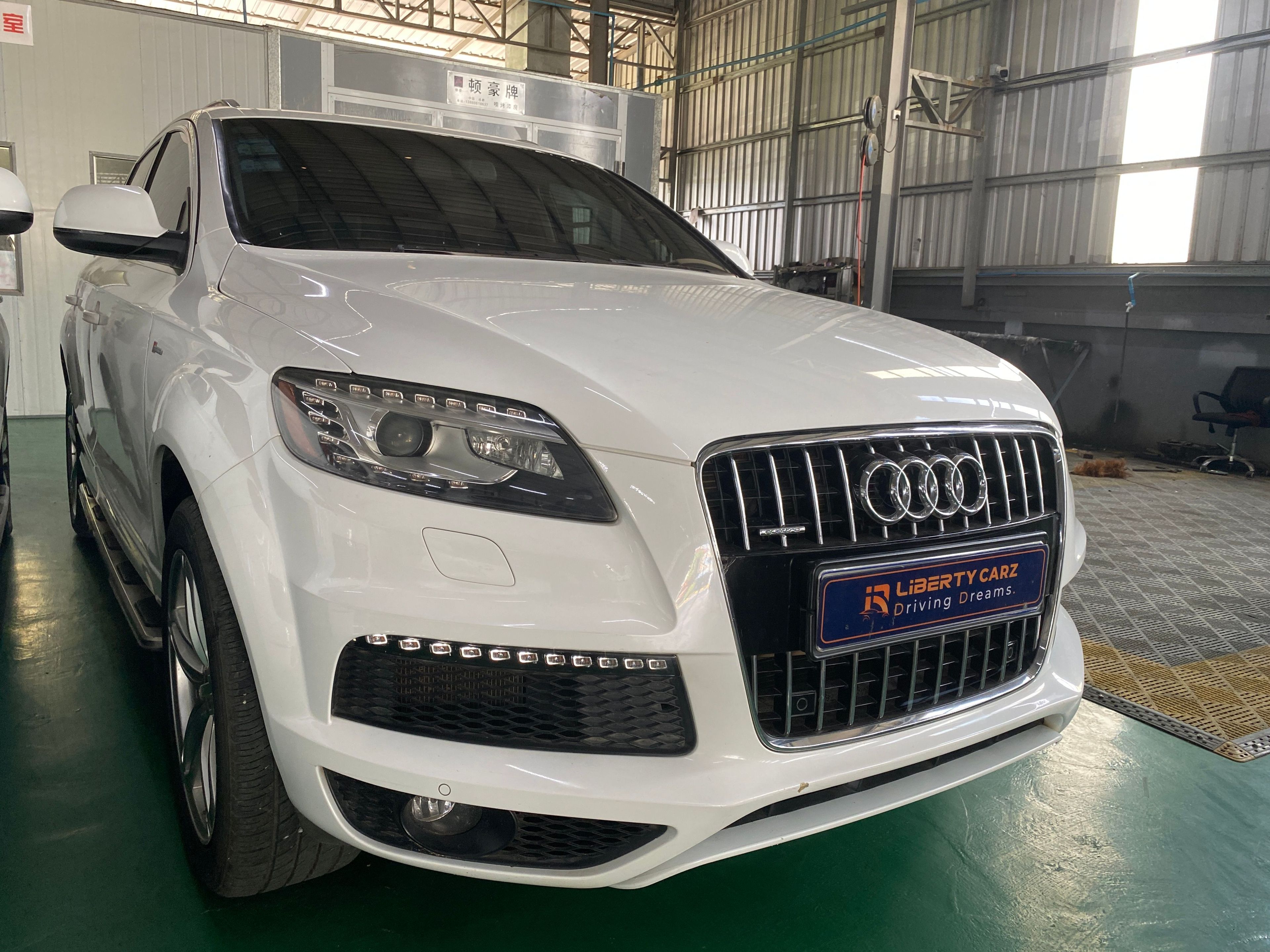 Audi Q7 2011