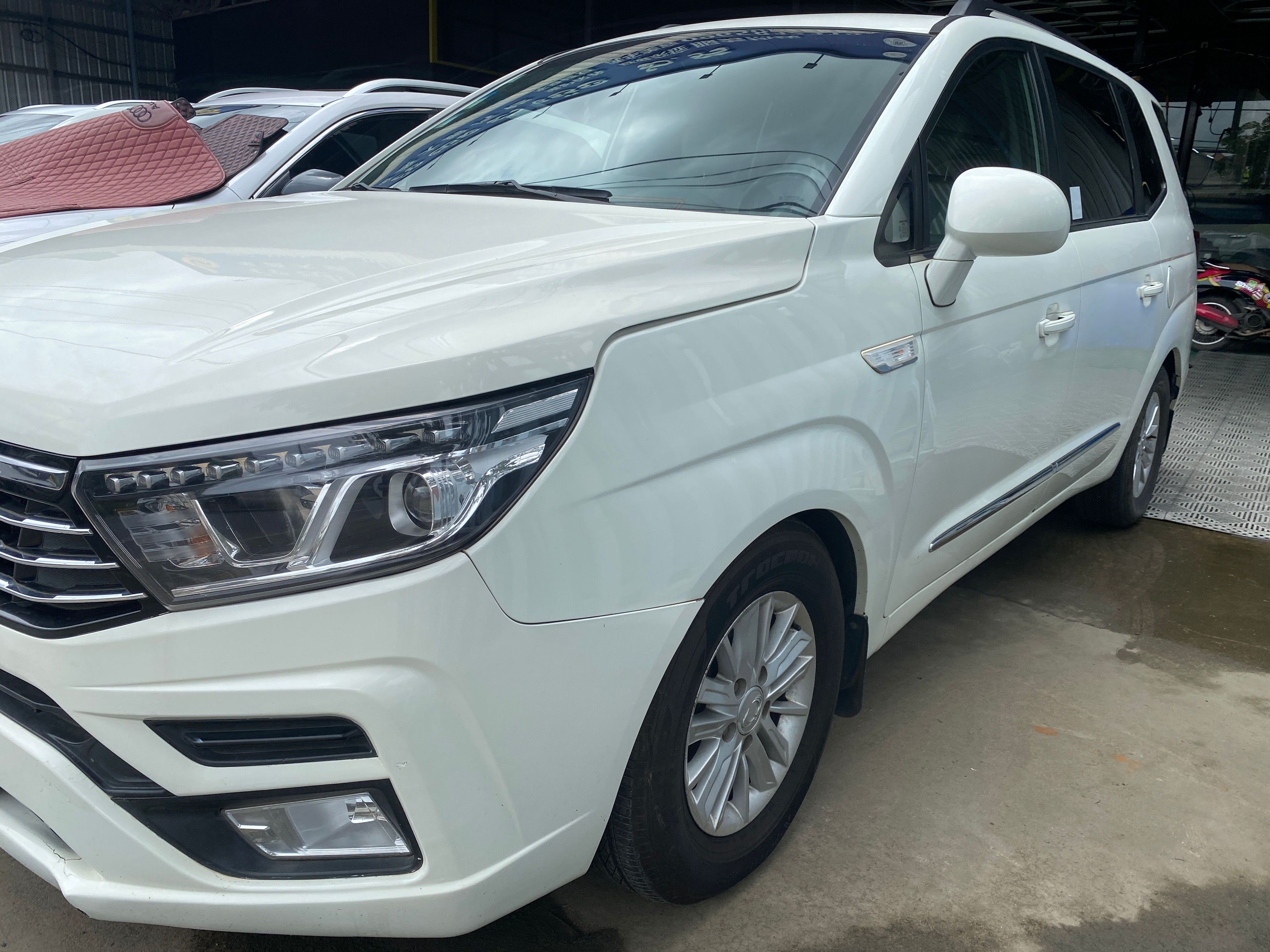 SsangYong Stavic 2019