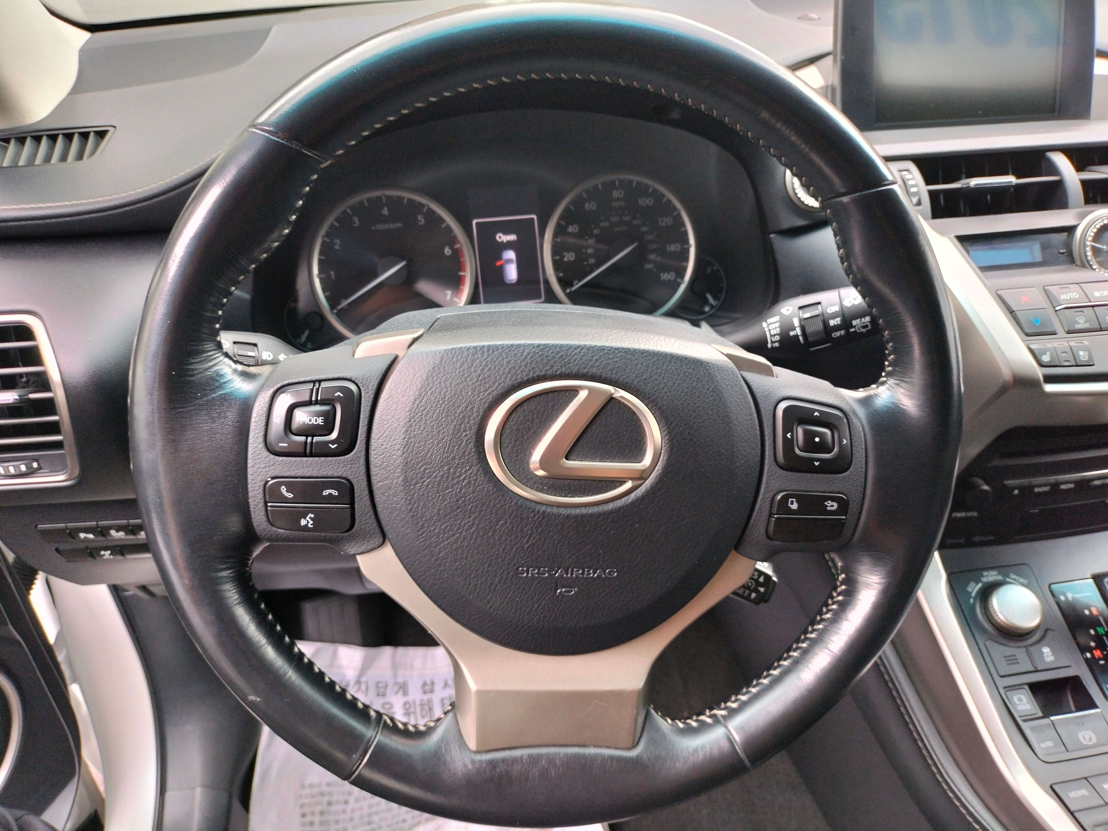 Lexus NX200t 2015