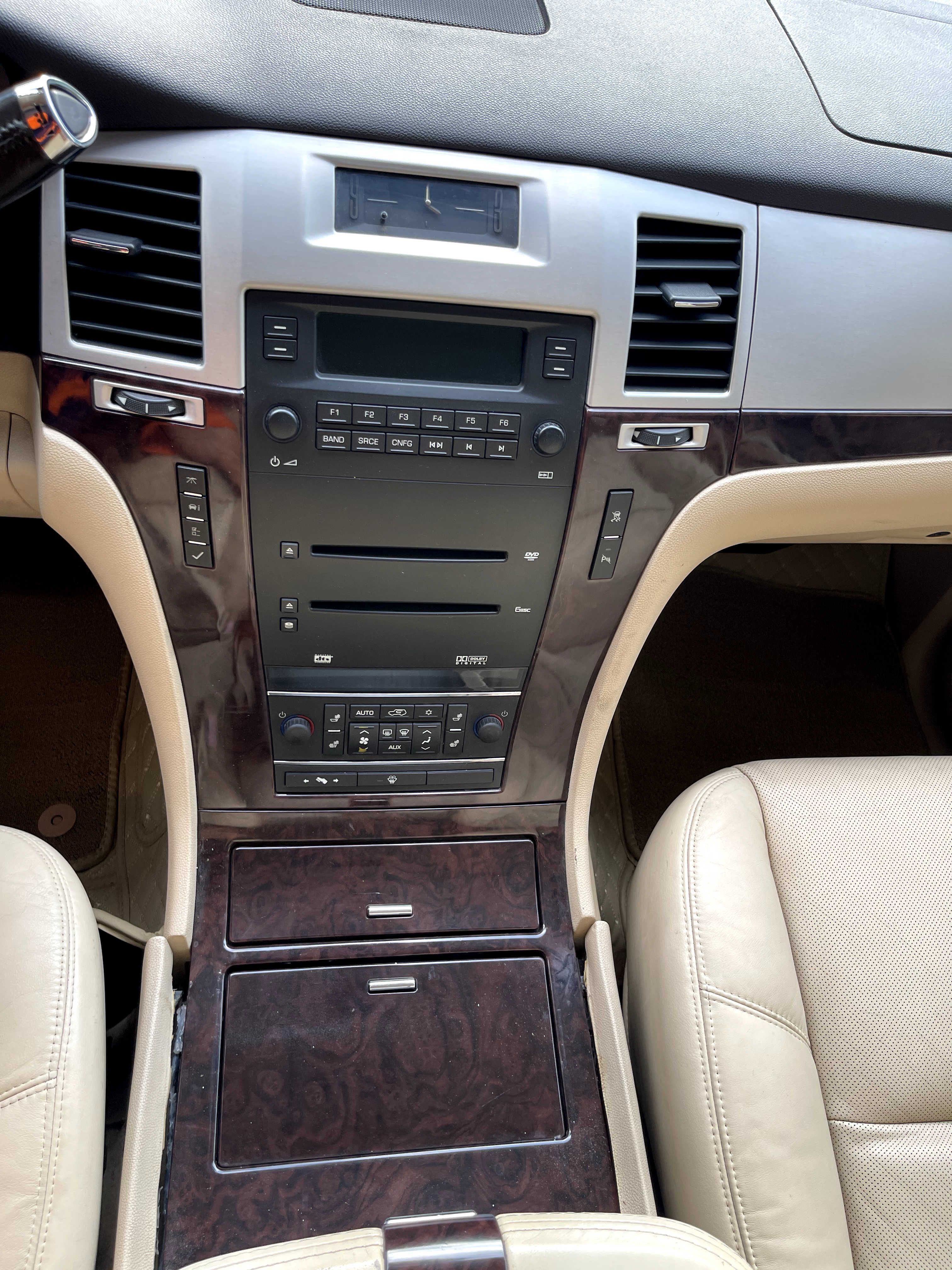 Cadillac ESCALADE 2008