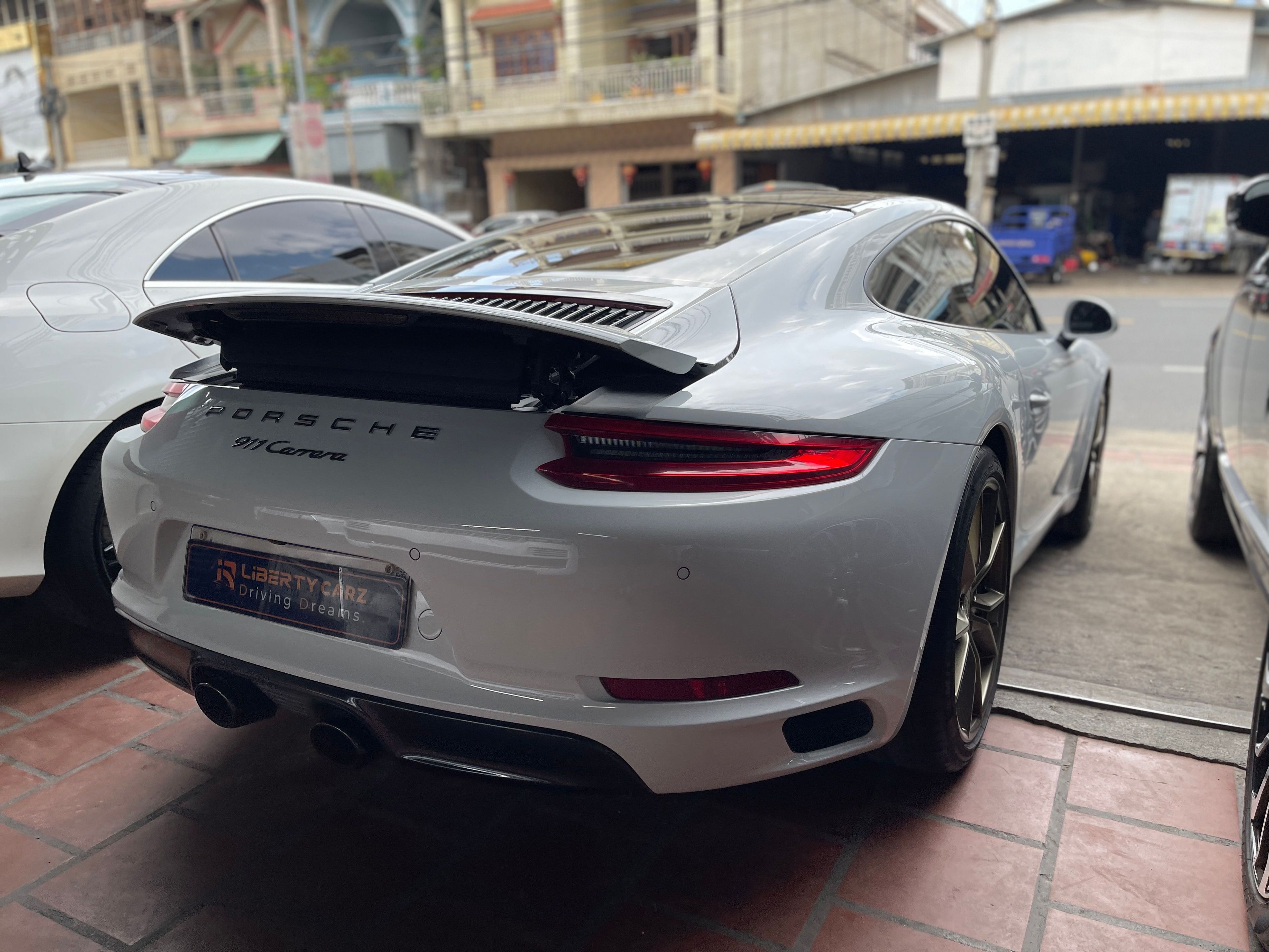 Porsche 911 Carrera 2018