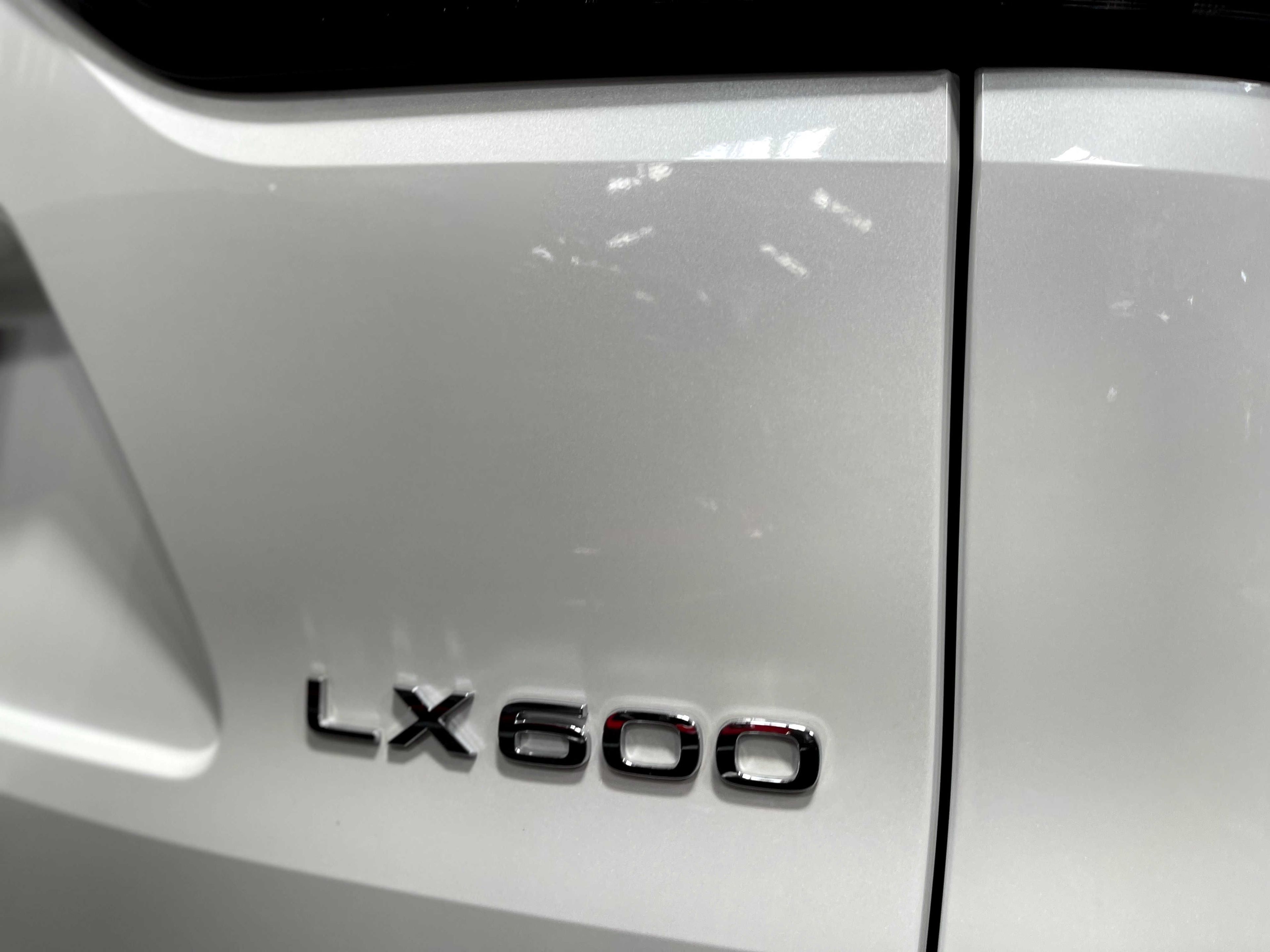 Lexus LX 600 2022