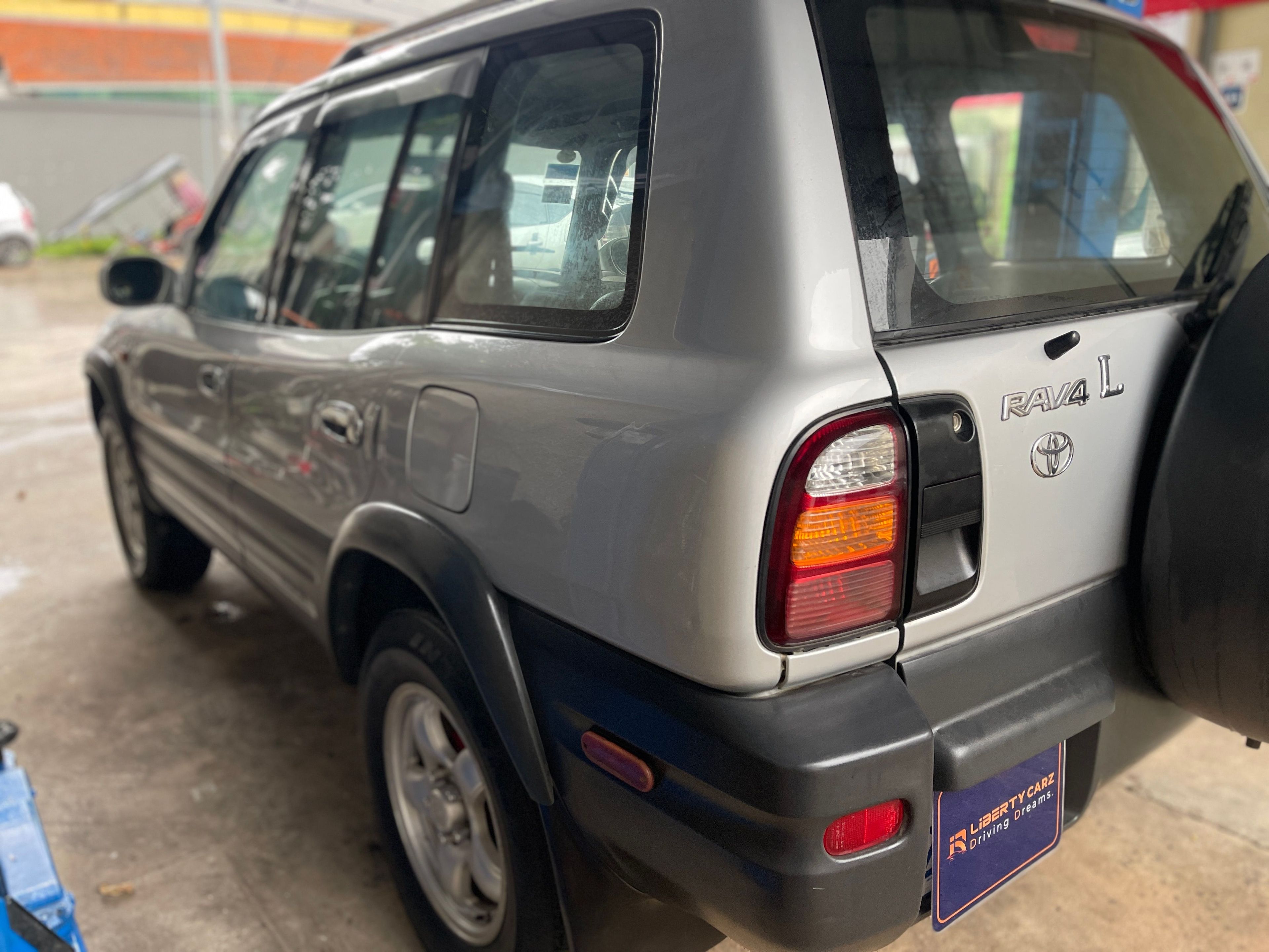 តូយ៉ូតា RAV 4 L 1997