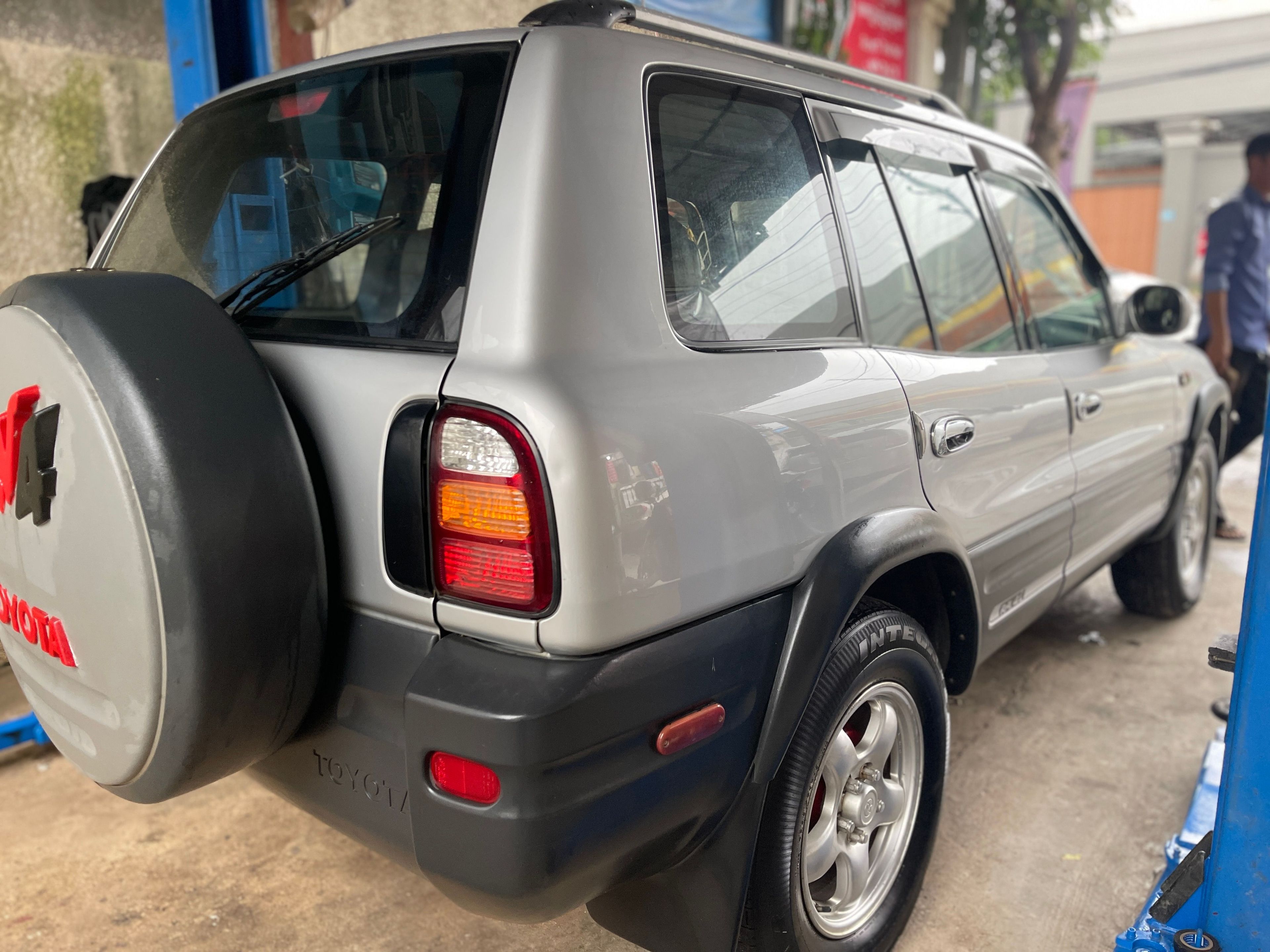 តូយ៉ូតា RAV 4 L 1997