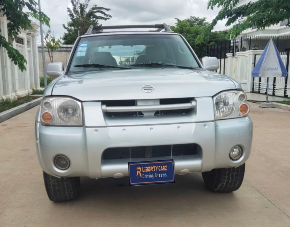 Nissan Frontier 2002