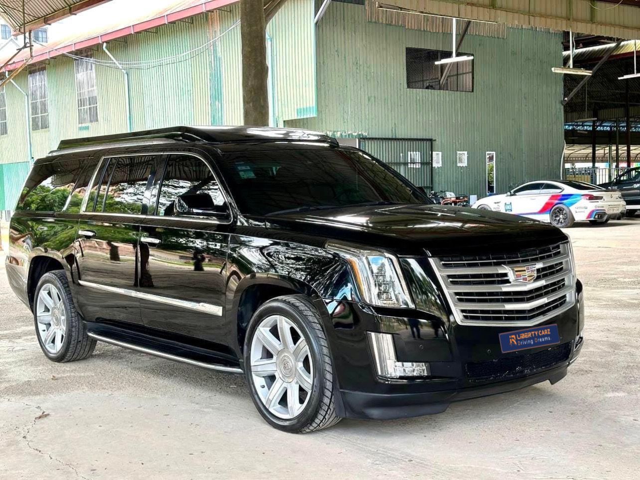 Cadillac ESCALADE 2015