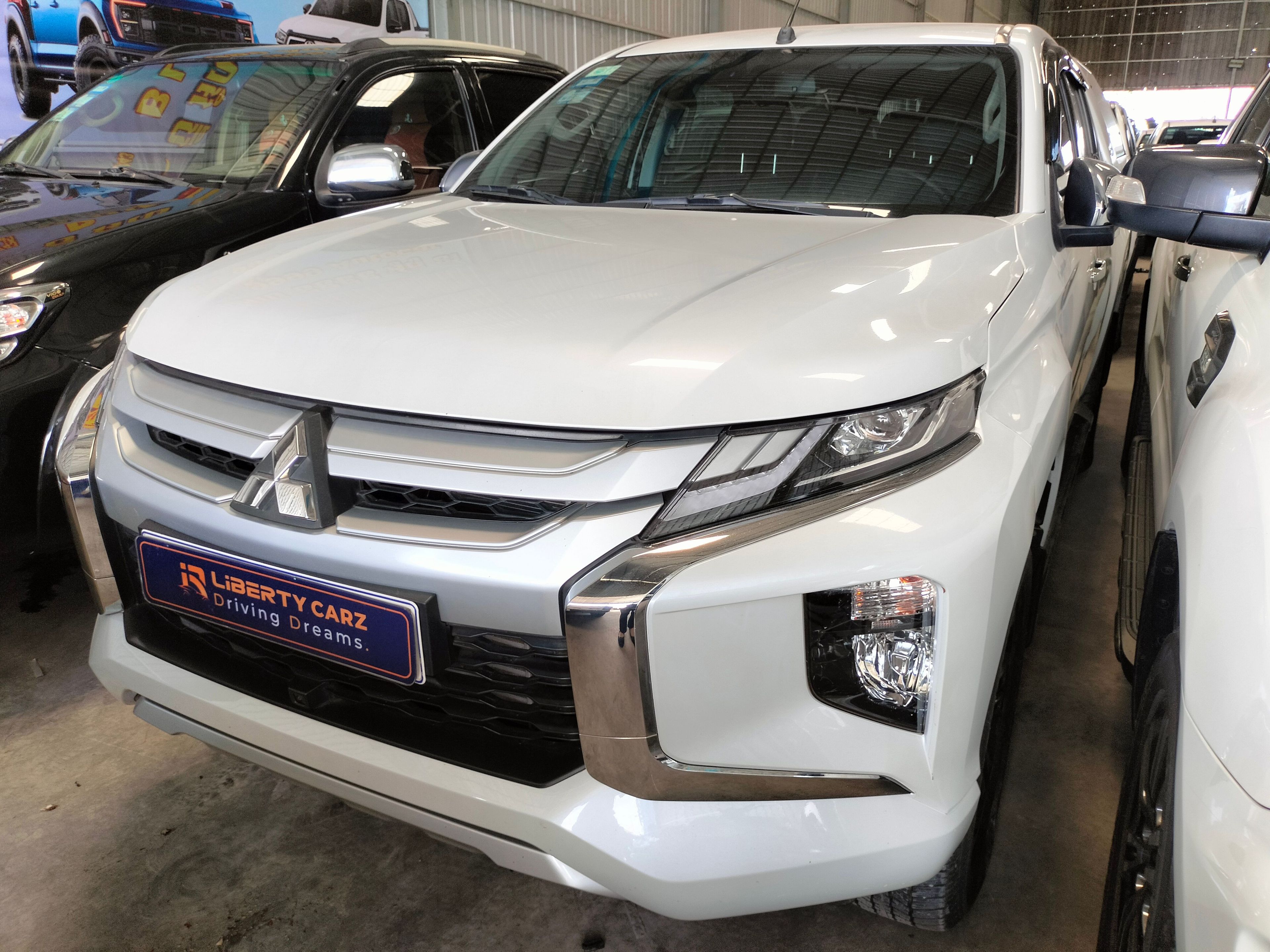 Mitsubishi Triton 2022