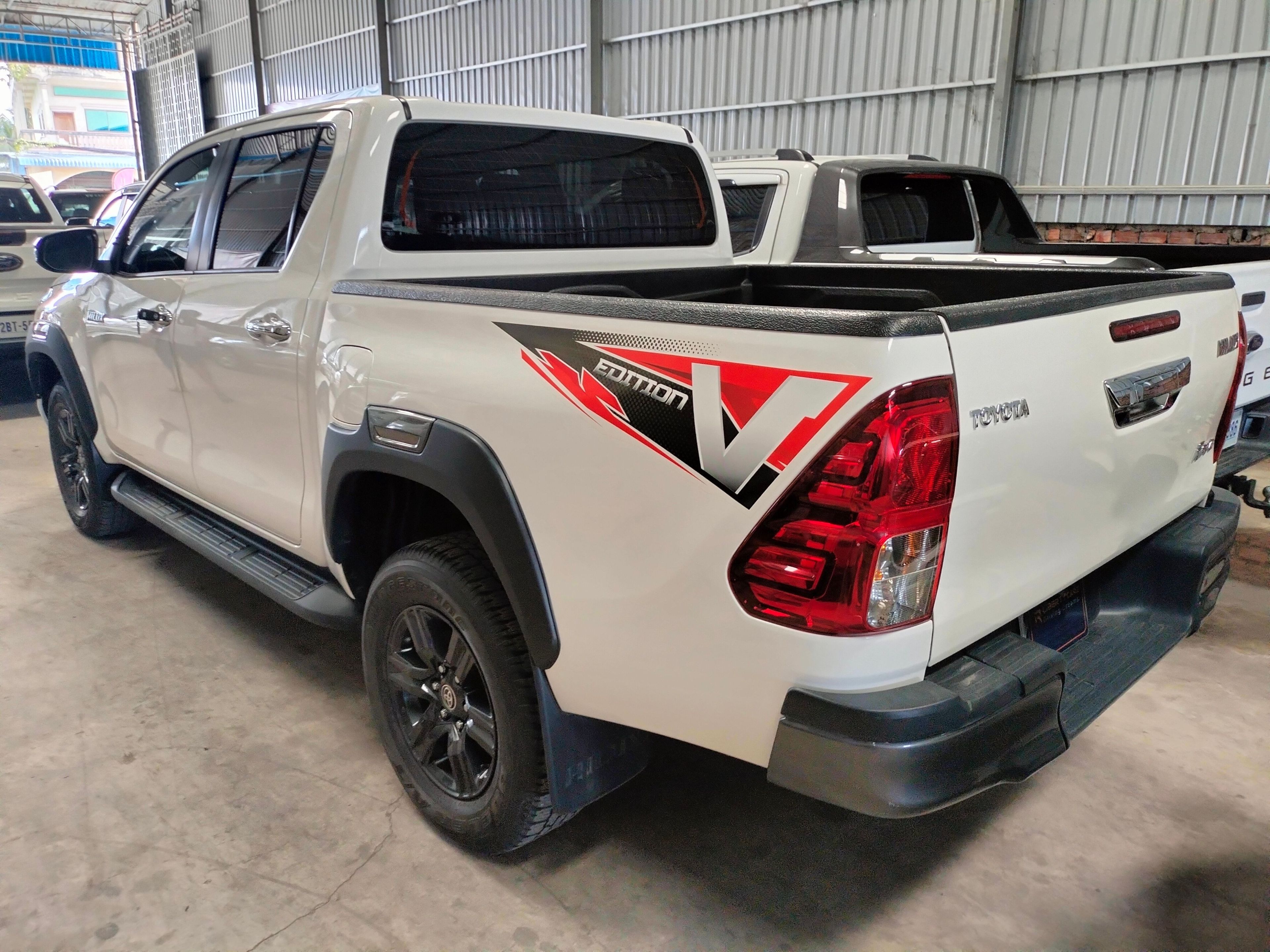 Toyota Hilux Revo 2023