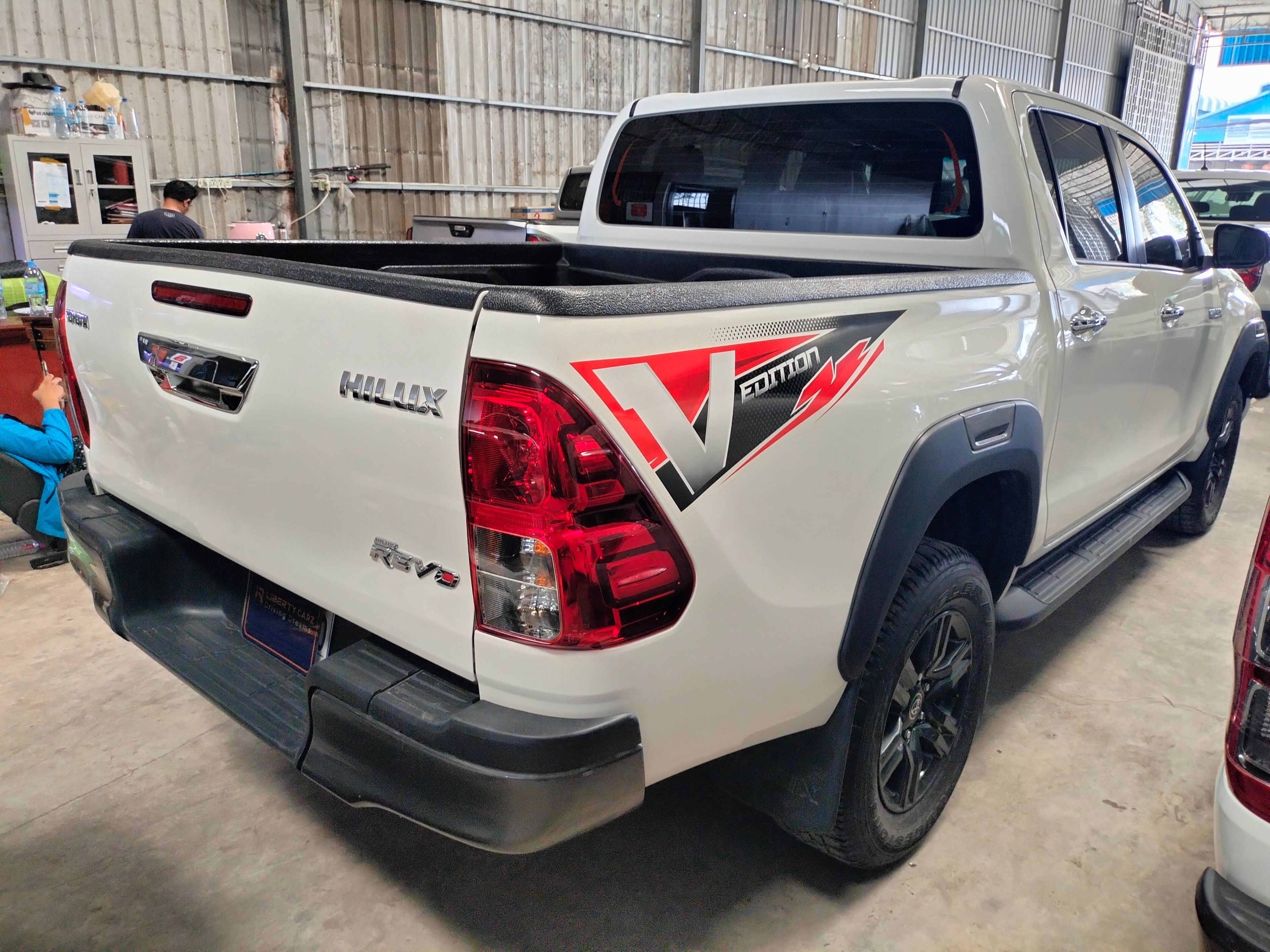 Toyota Hilux Revo 2023