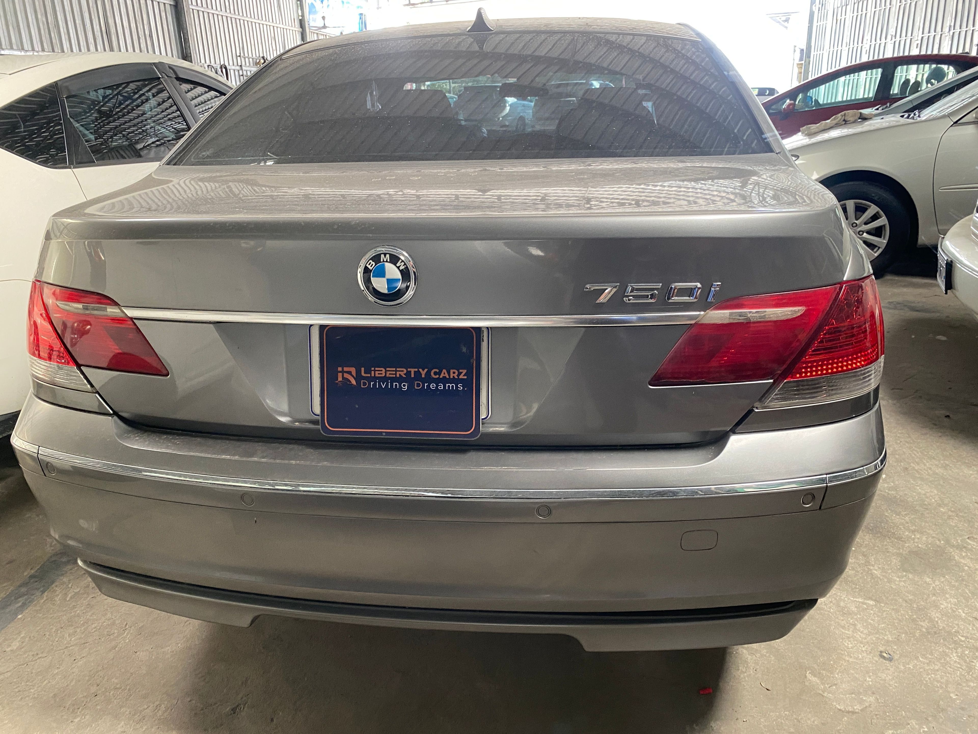 BMW 750Li 2004