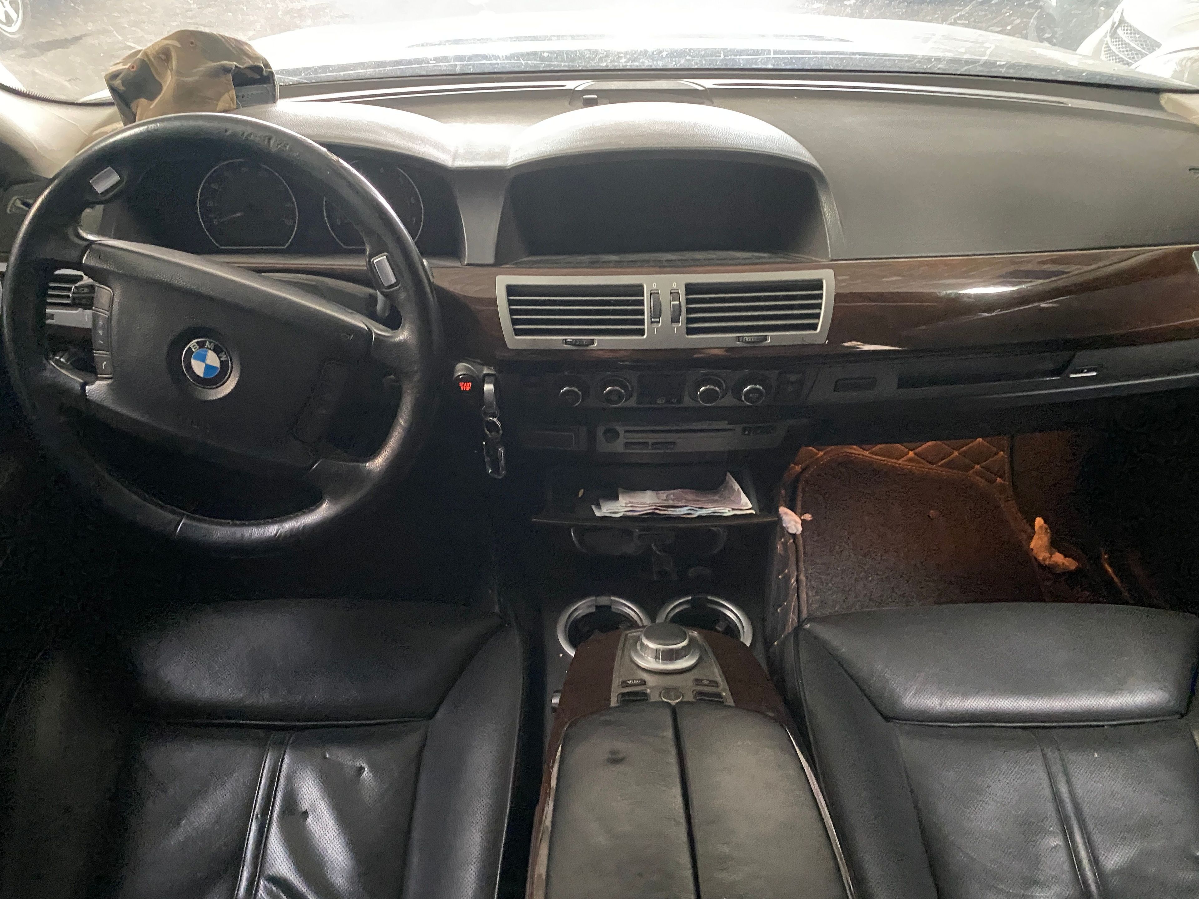BMW 750Li 2004