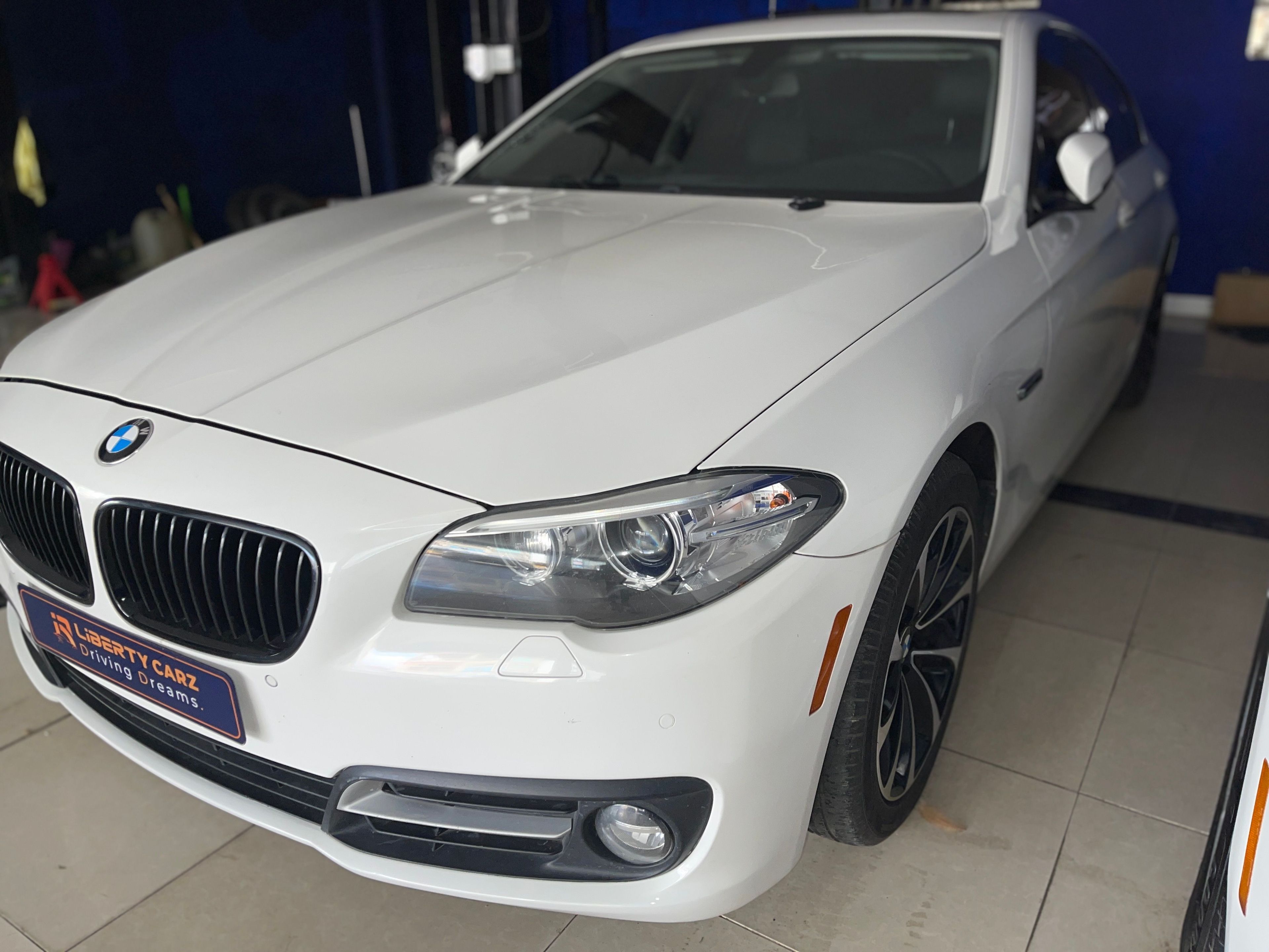 BMW 528i 2015