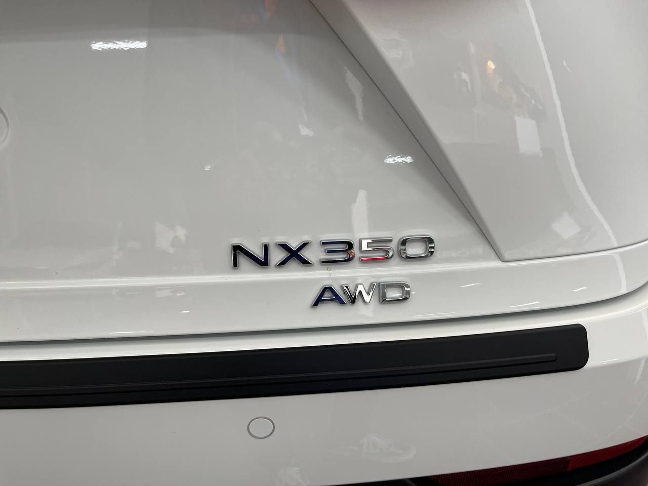 雷克萨斯 NX 300 F运动款 2024