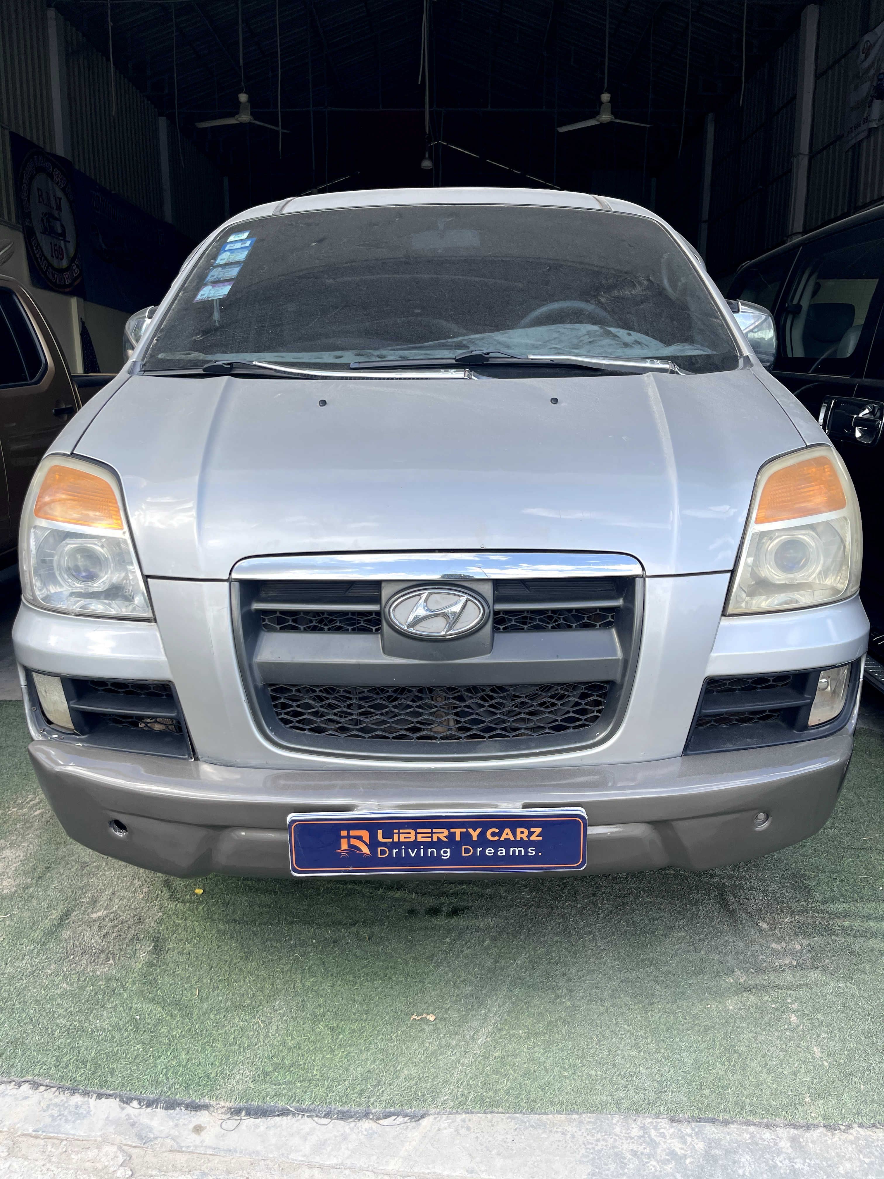 Hyundai Starex 2005