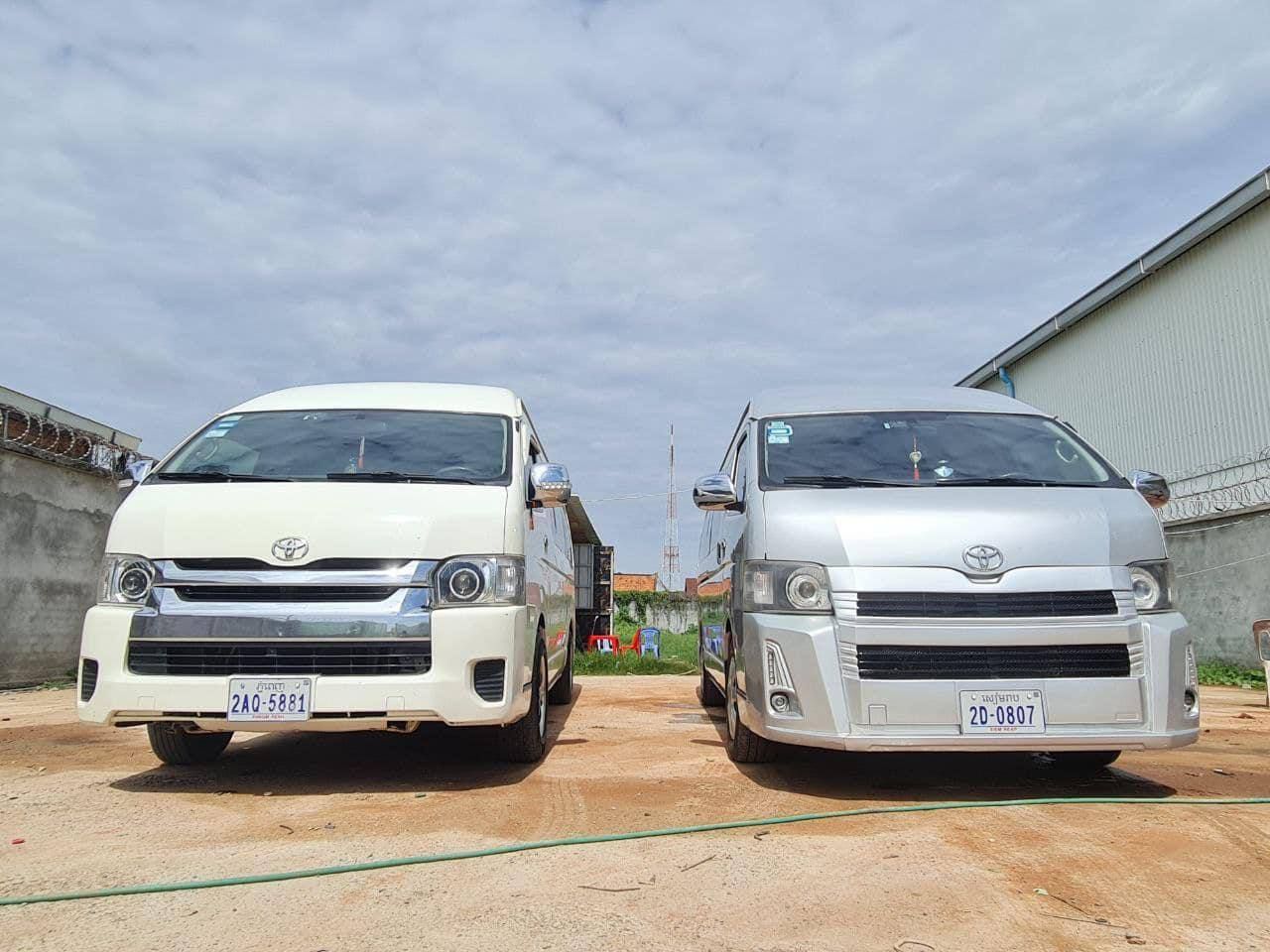 តូយ៉ូតា Hiace SBV 2017