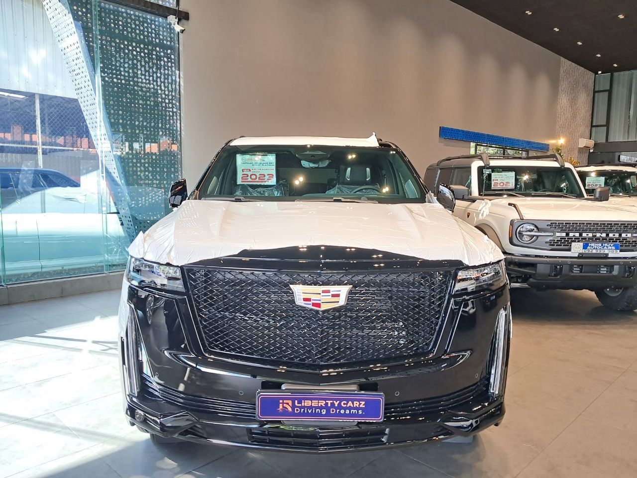 Cadillac ESCALADE 2023