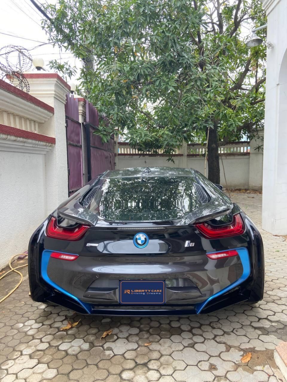 BMW i8 2015