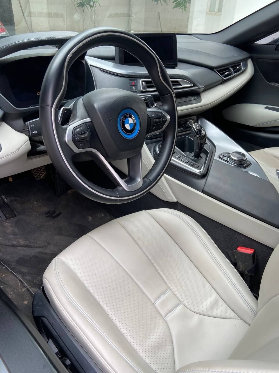 BMW i8 2015